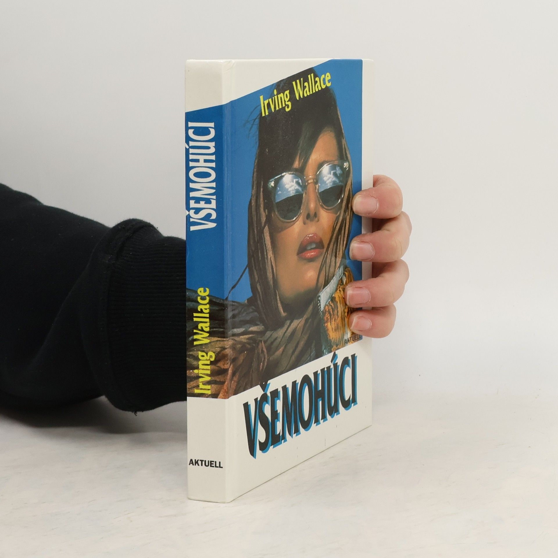 Irving Wallace Všemohúci