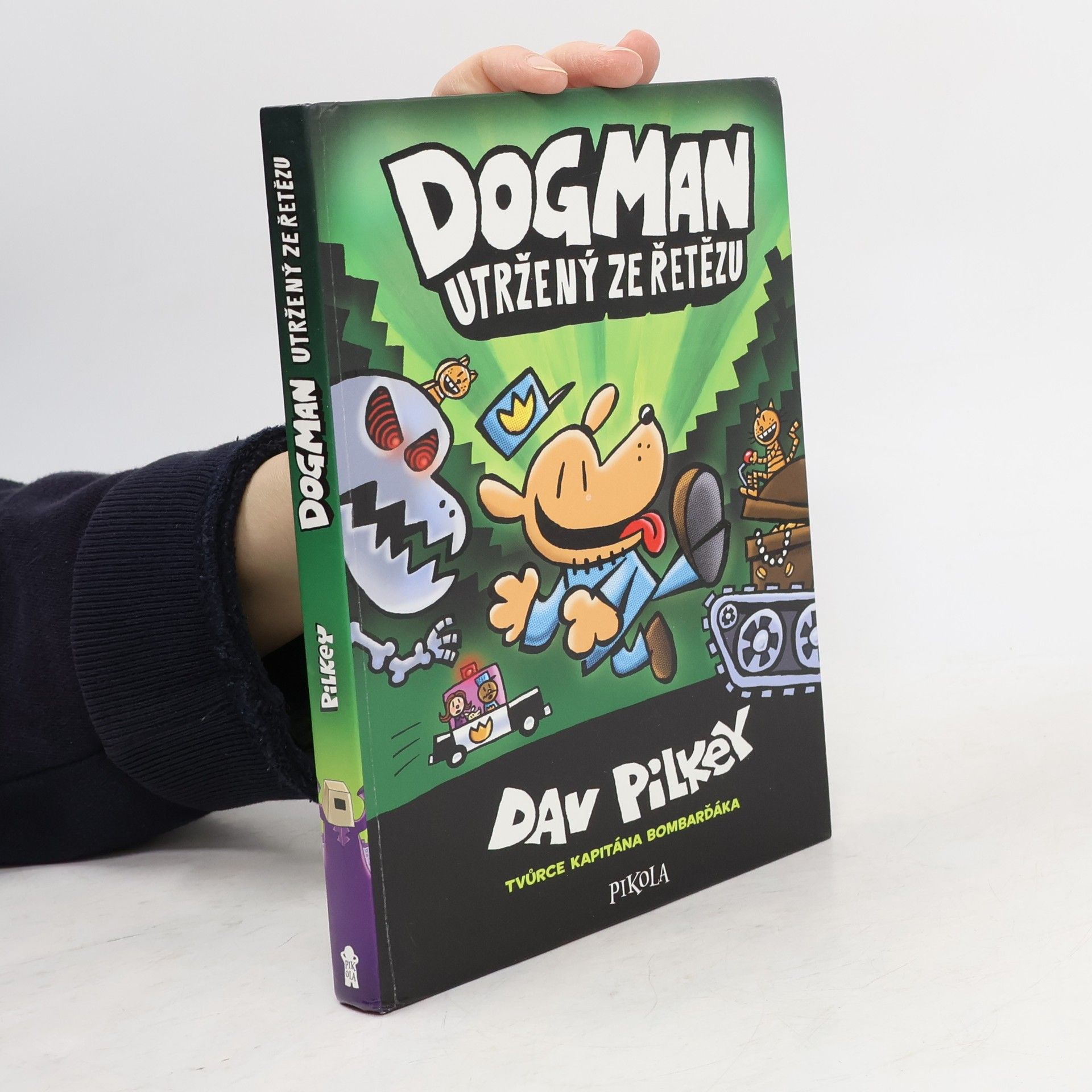 Dav Pilkey Dogman utržený ze řetězu