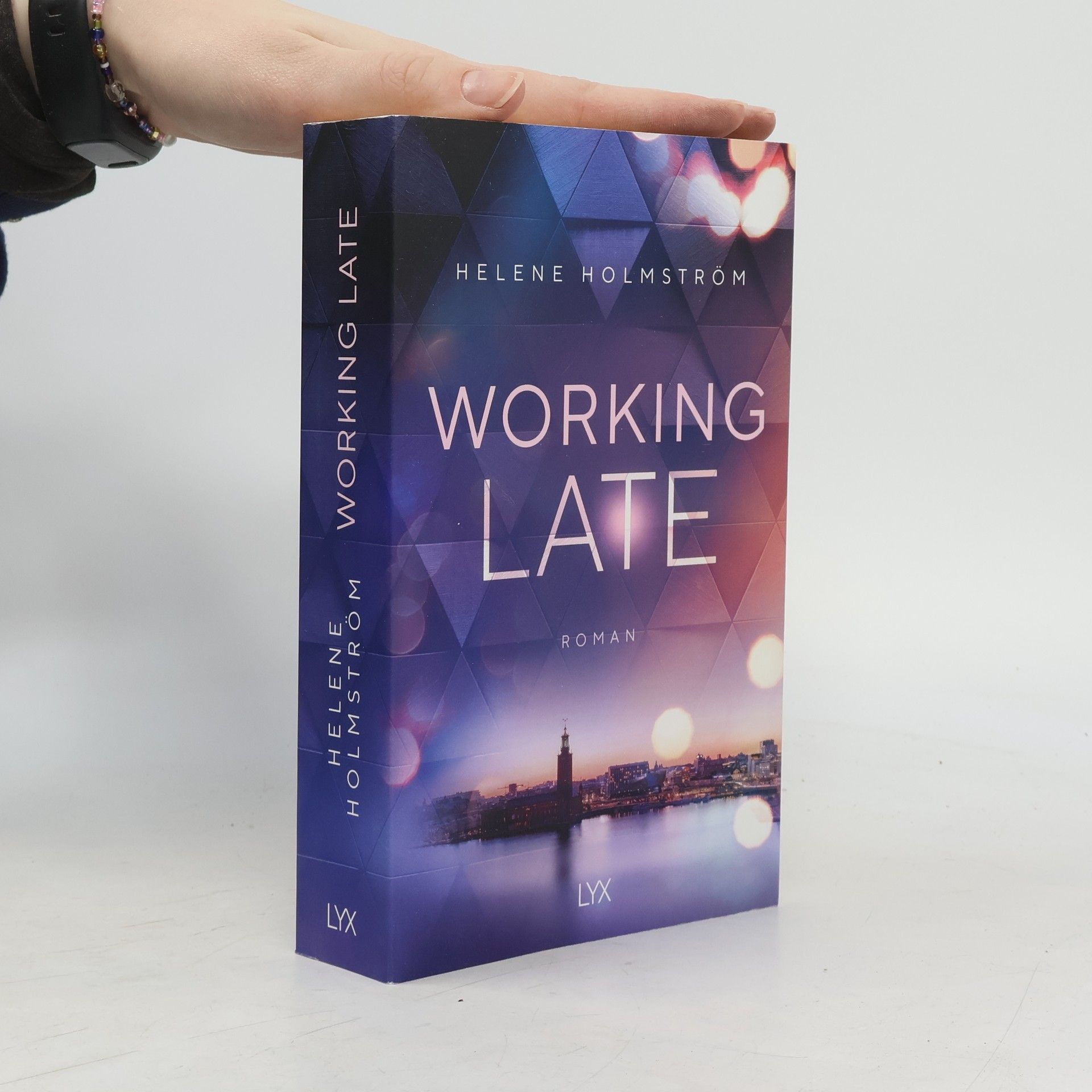 Heléne Holmström Working Late