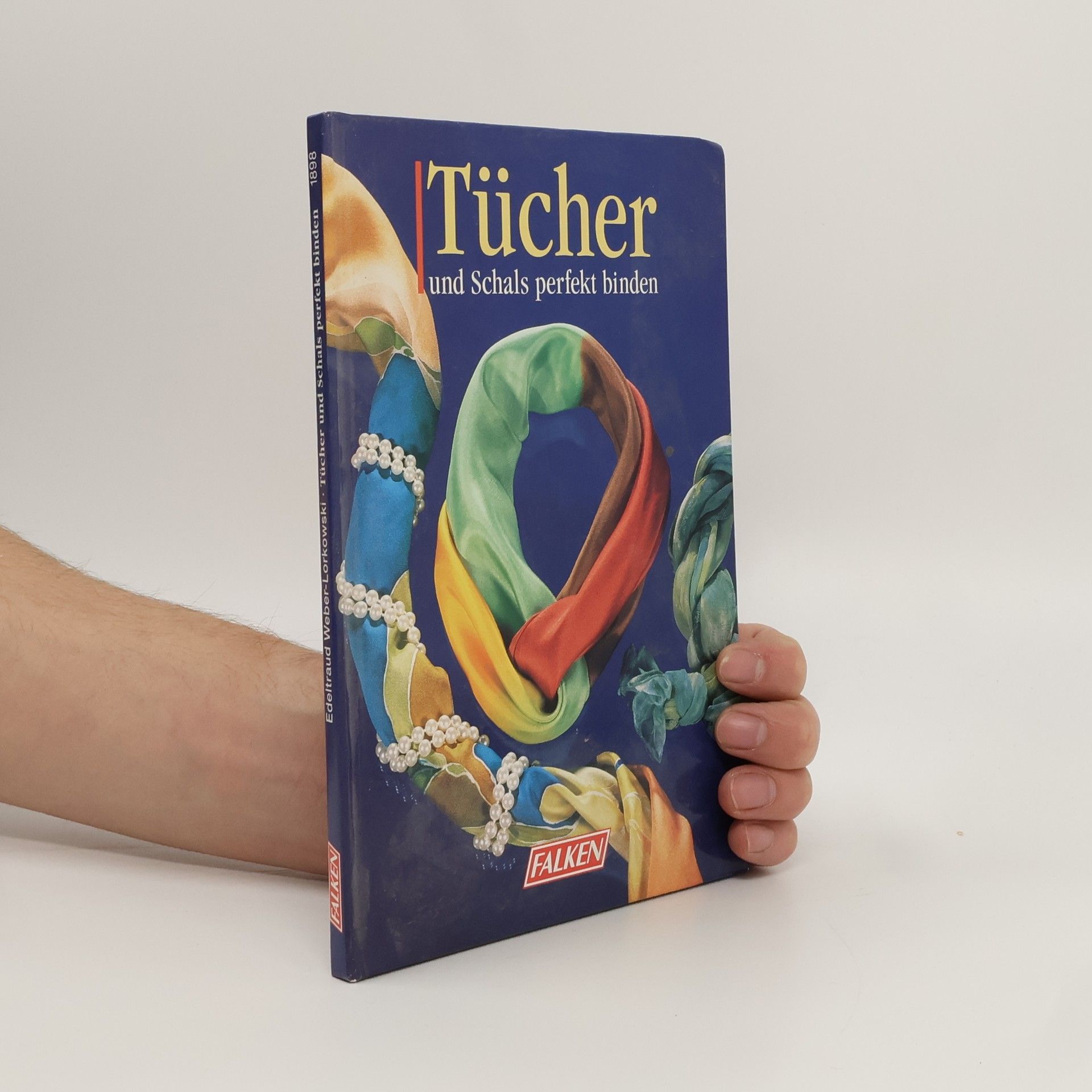 Autorenkollektiv Tücher und Schals perfekt binden