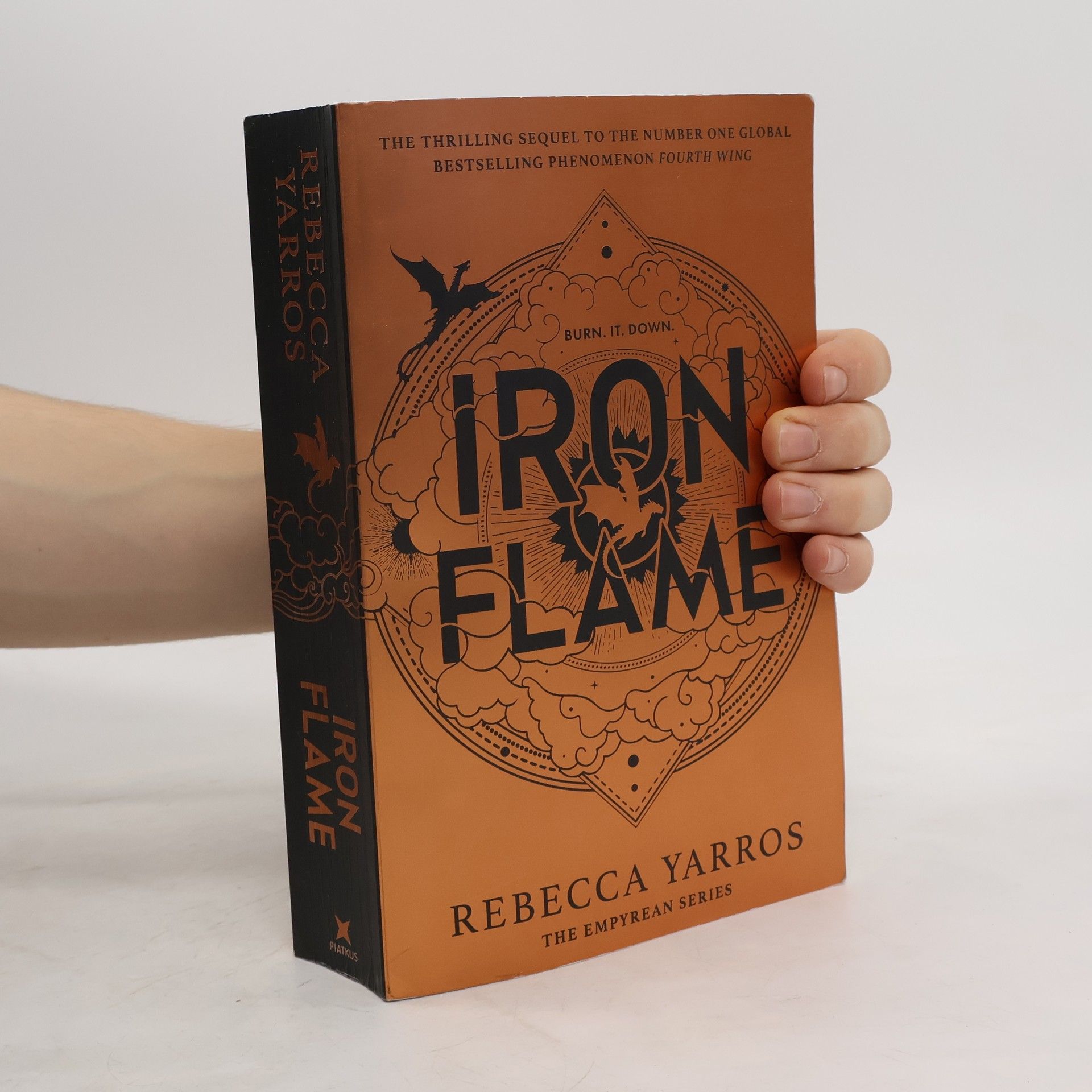 Rebecca Yarros Iron Flame