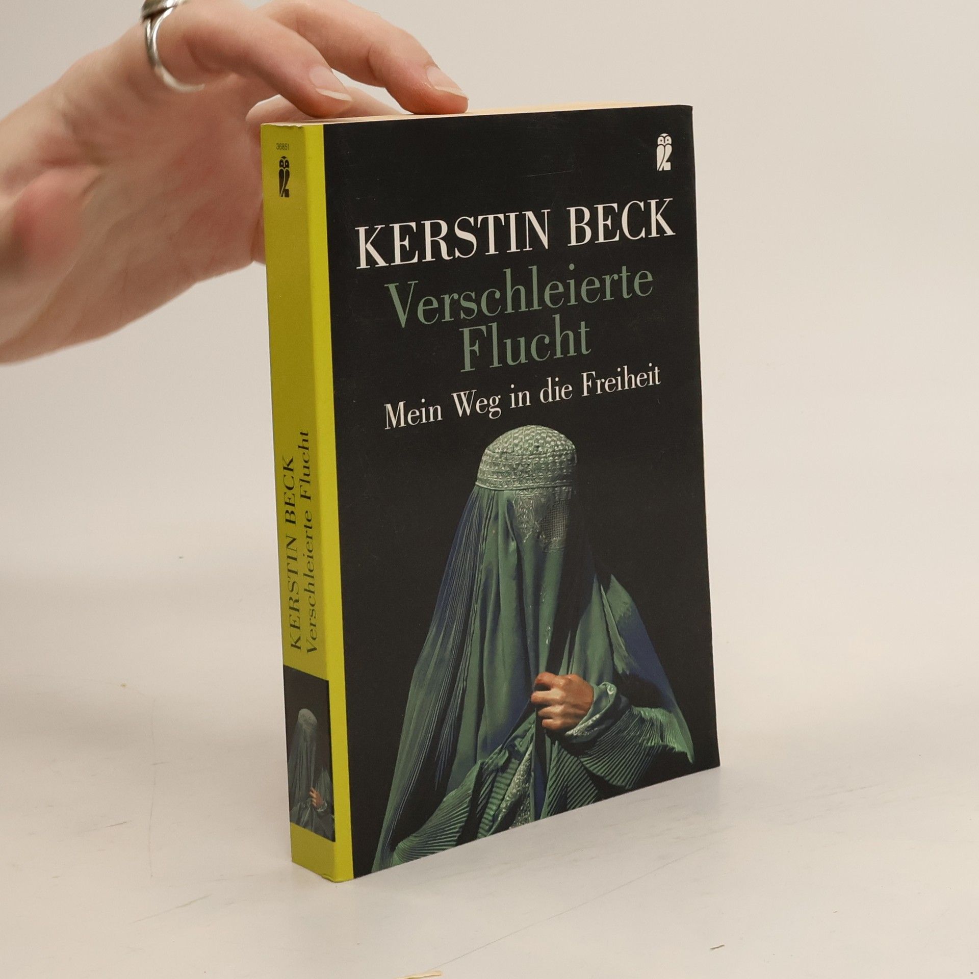 Kerstin Beck Verschleierte Flucht