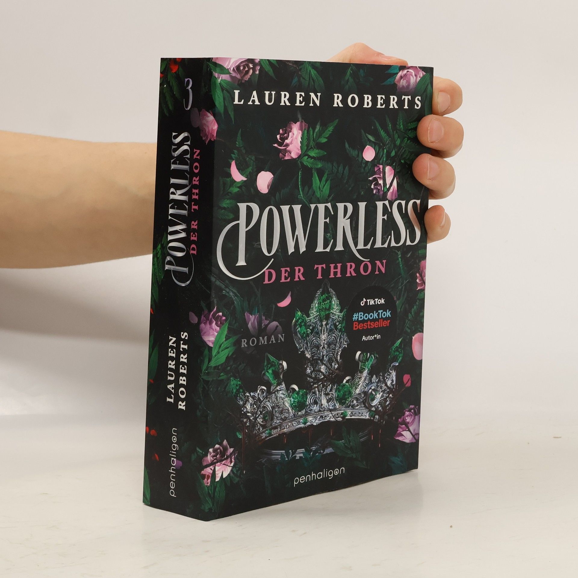 Powerless - Der Thron