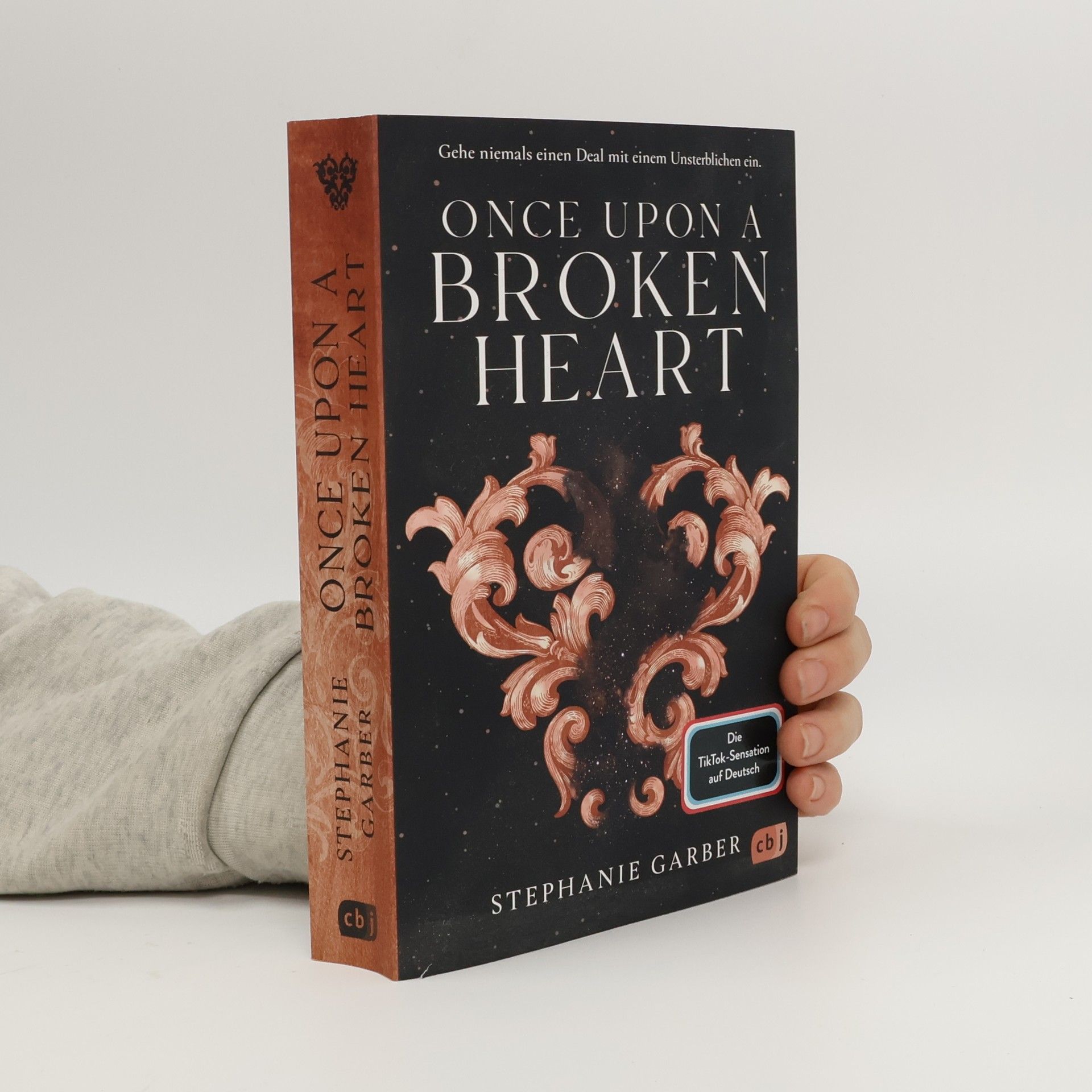 Stephanie Garber Once Upon a Broken Heart