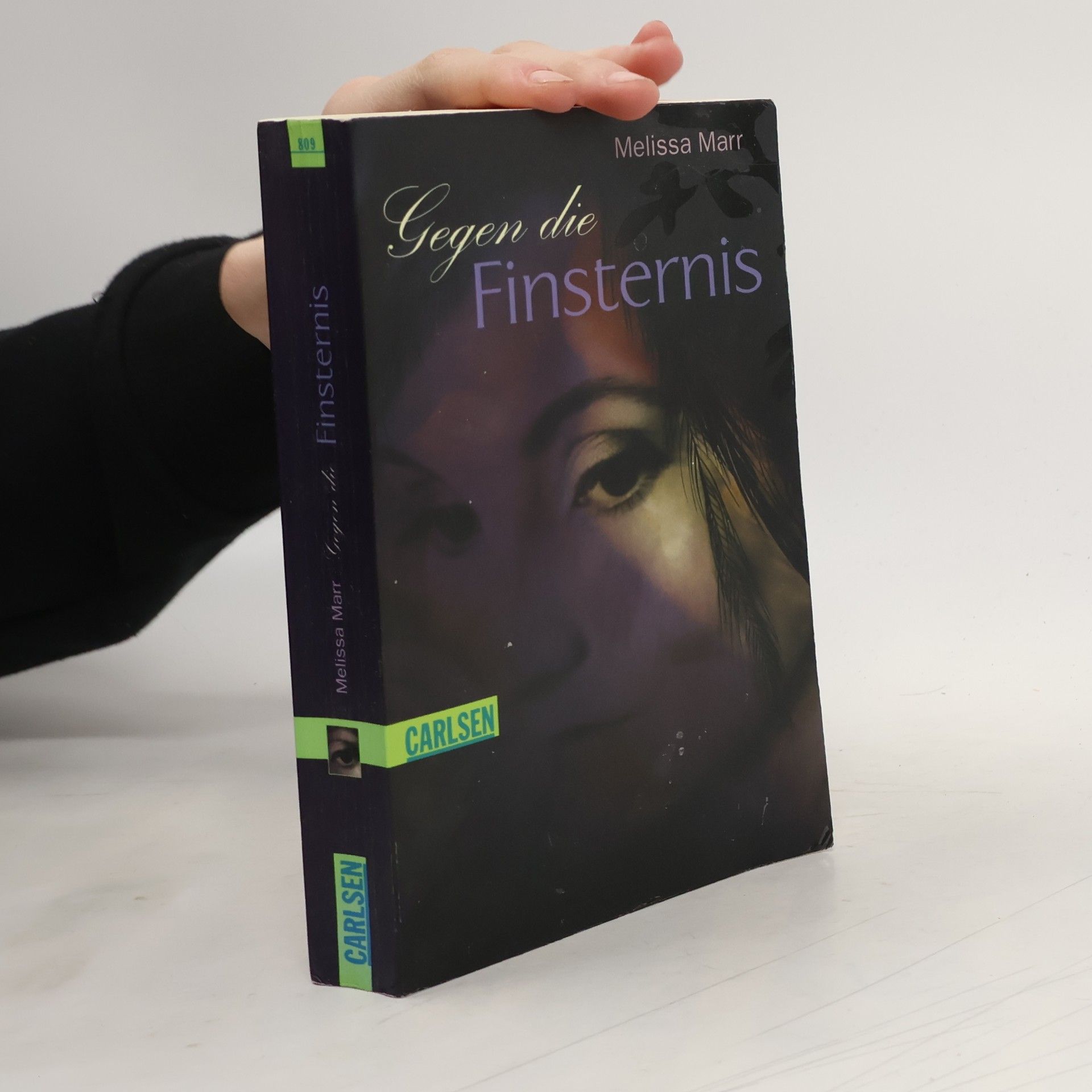 Melissa Marr Sommerlicht-Serie, Band 2: Gegen die Finsternis