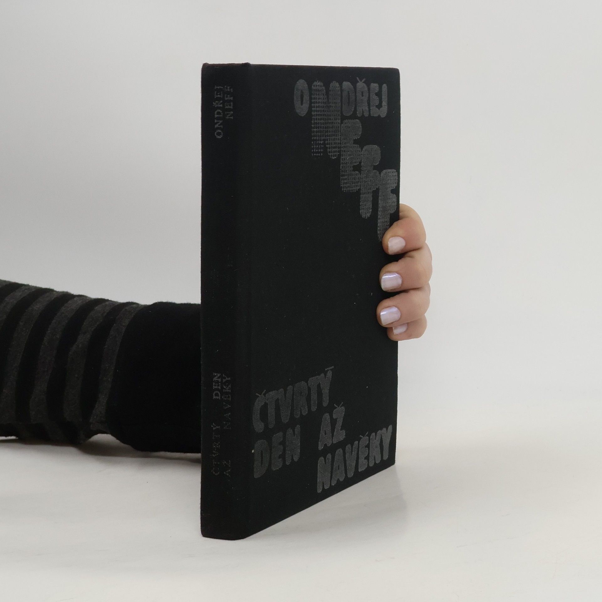 Ondřej Neff Čtvrtý den až navěky