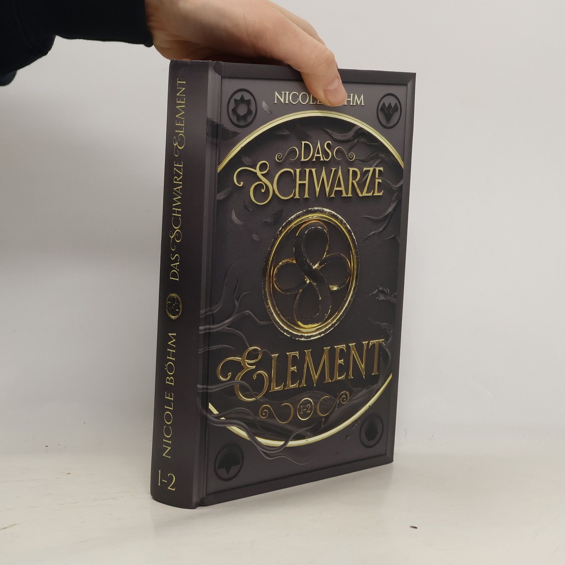 Nicole Böhm Das schwarze Element 1-2