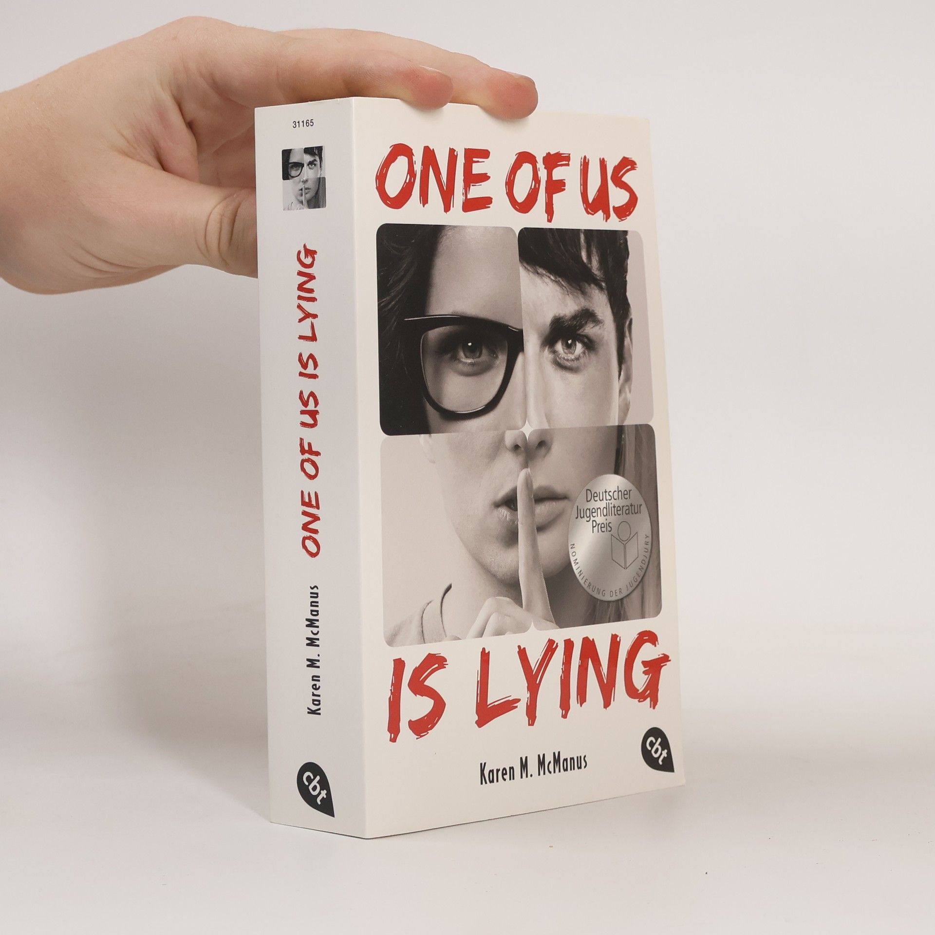 Karen M. McManus One of us is lying