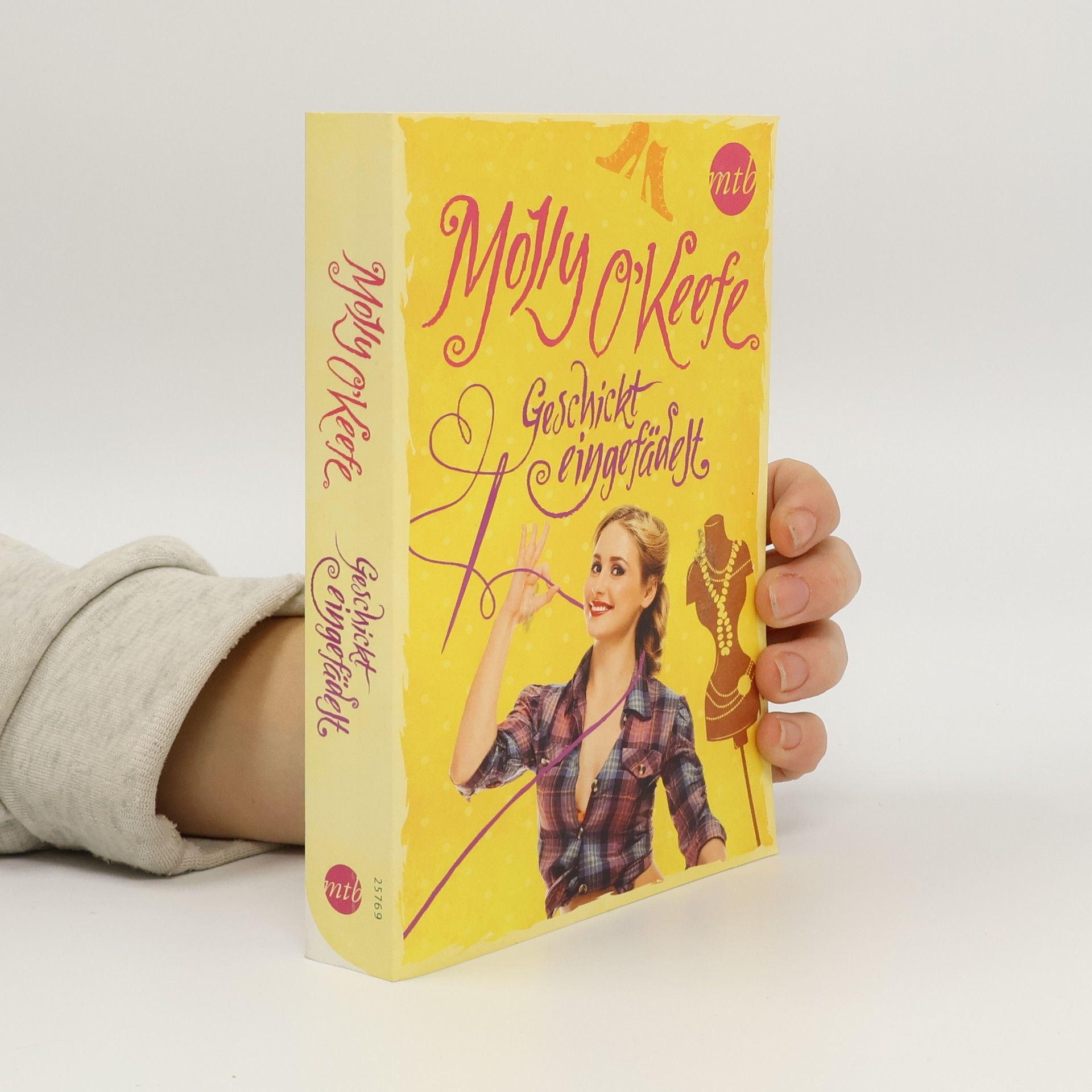 Molly O. Keefe Geschickt eingefädelt