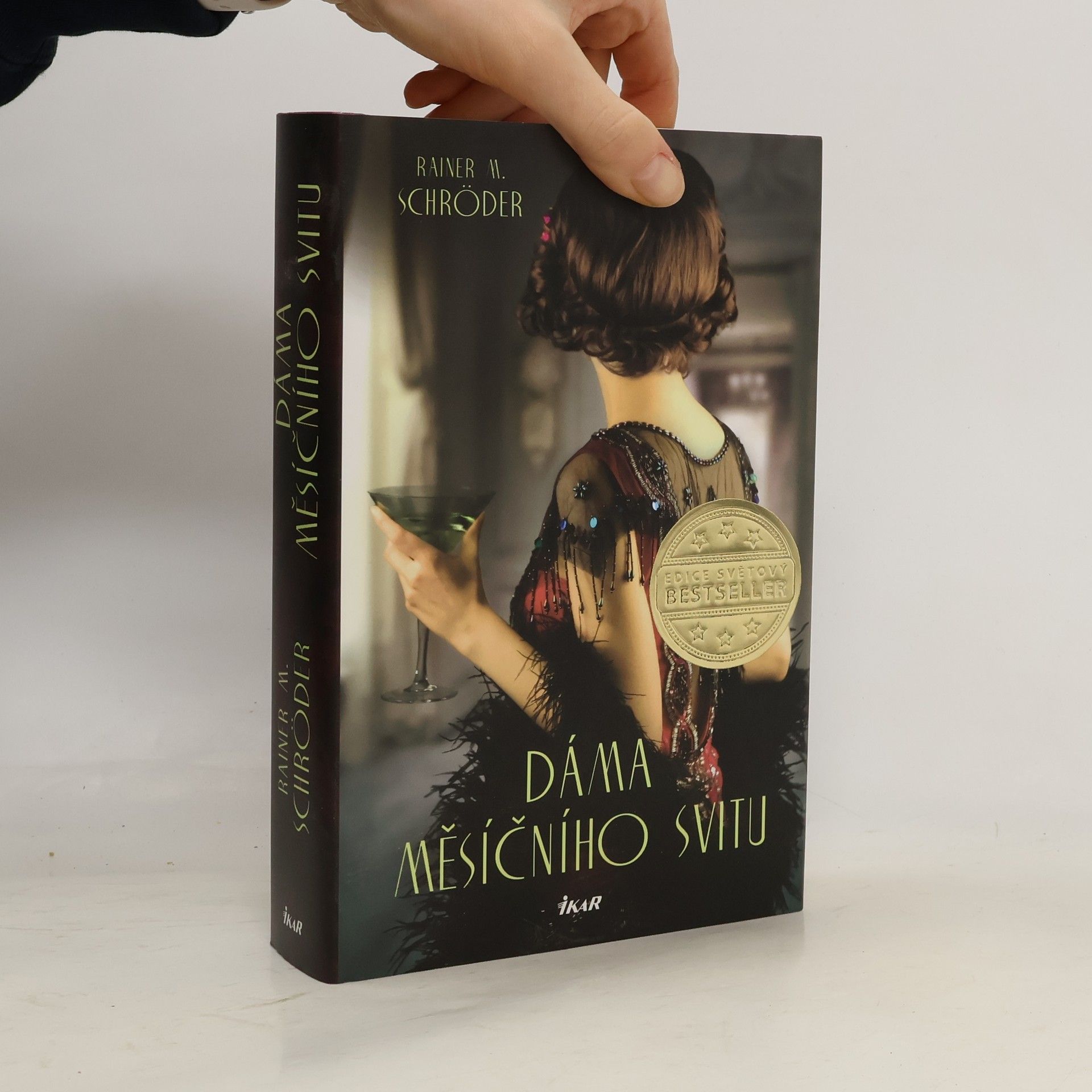 Rainer M. Schröder Dáma Měsíčního svitu
