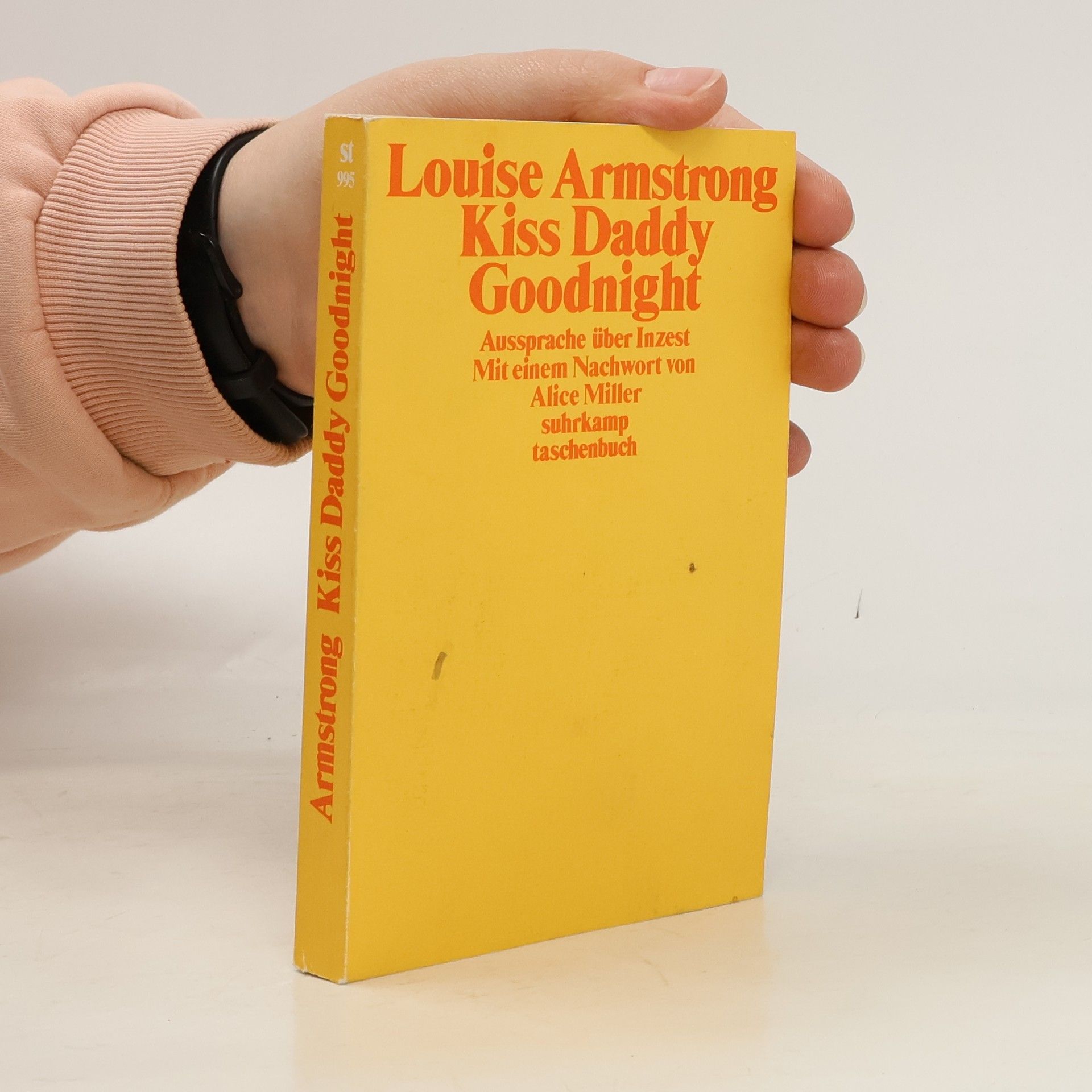 Louise Armstrong Kiss daddy goodnight