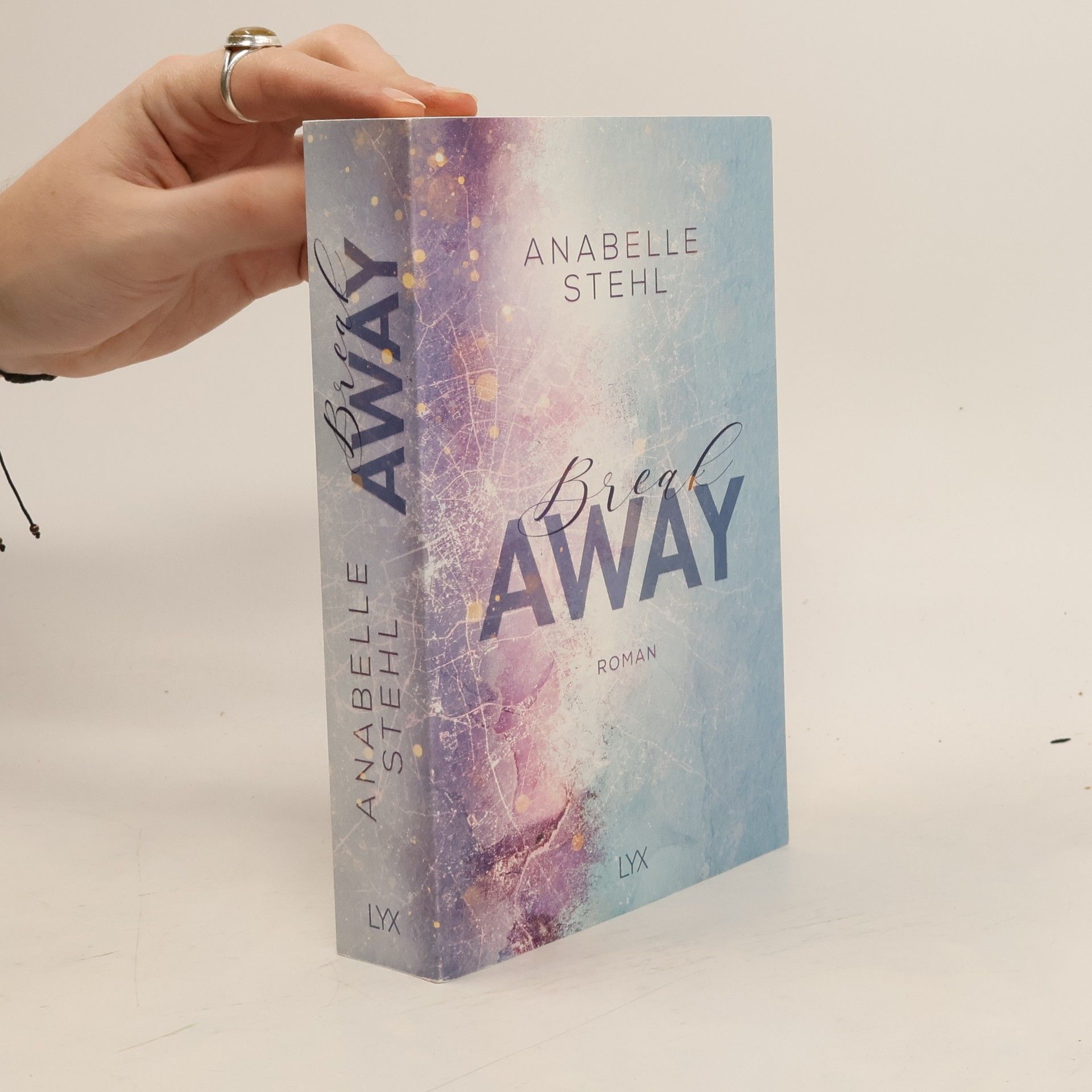 Anabelle Stehl Breakaway