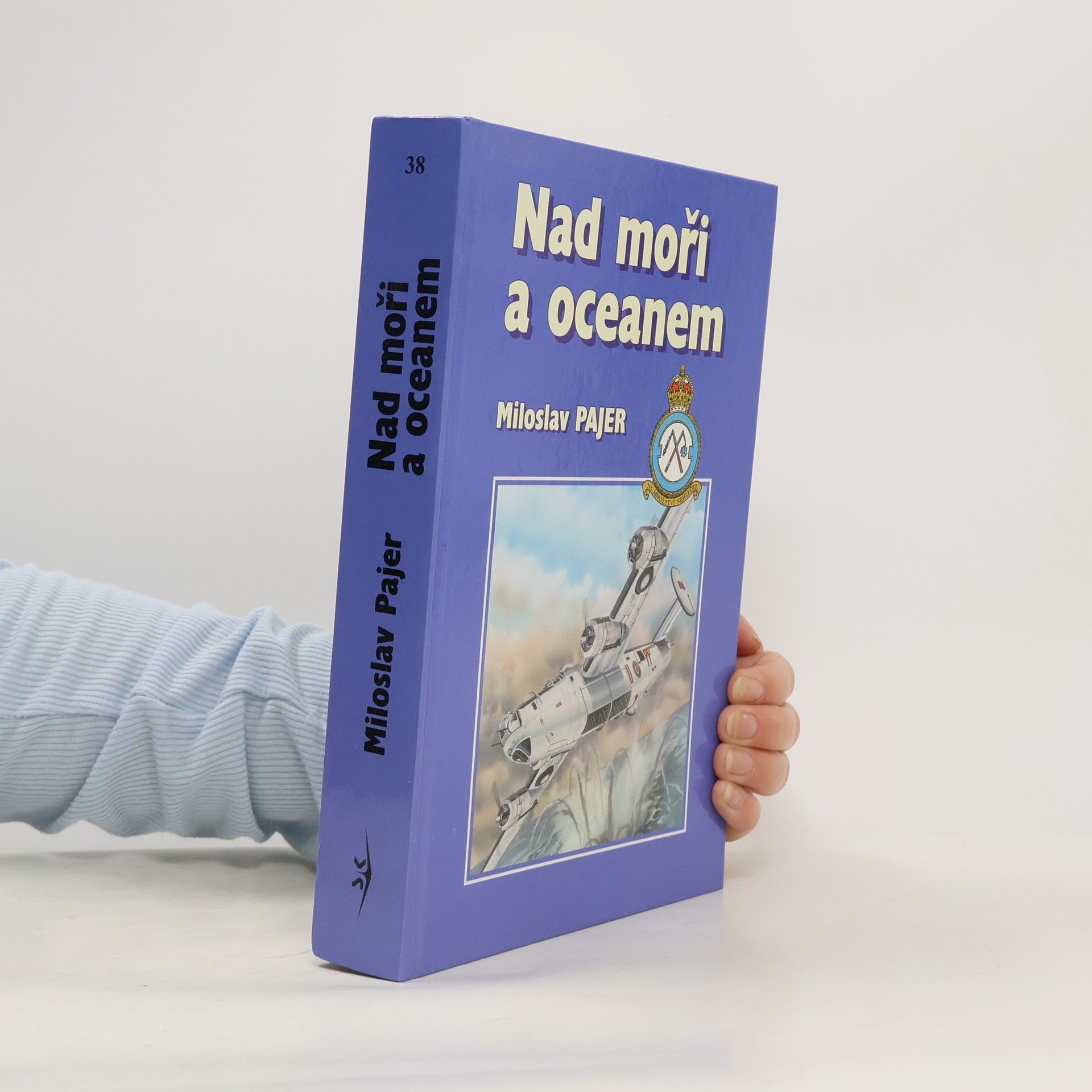 Nad moři a oceánem