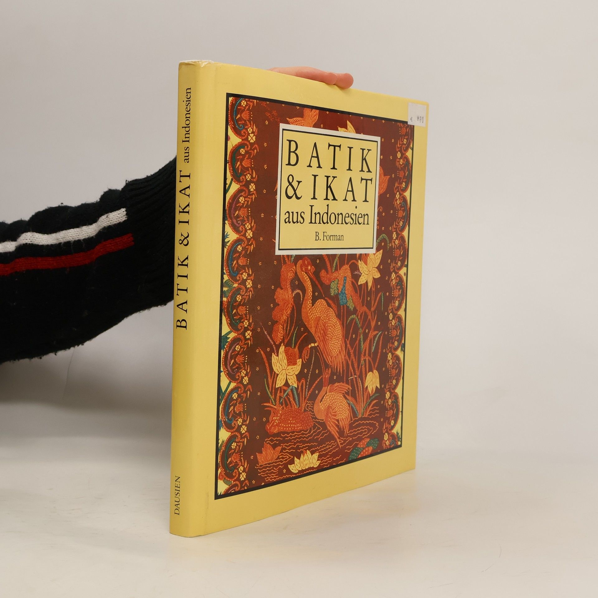 Batik und Ikat : Textilkunst aus Indonesien