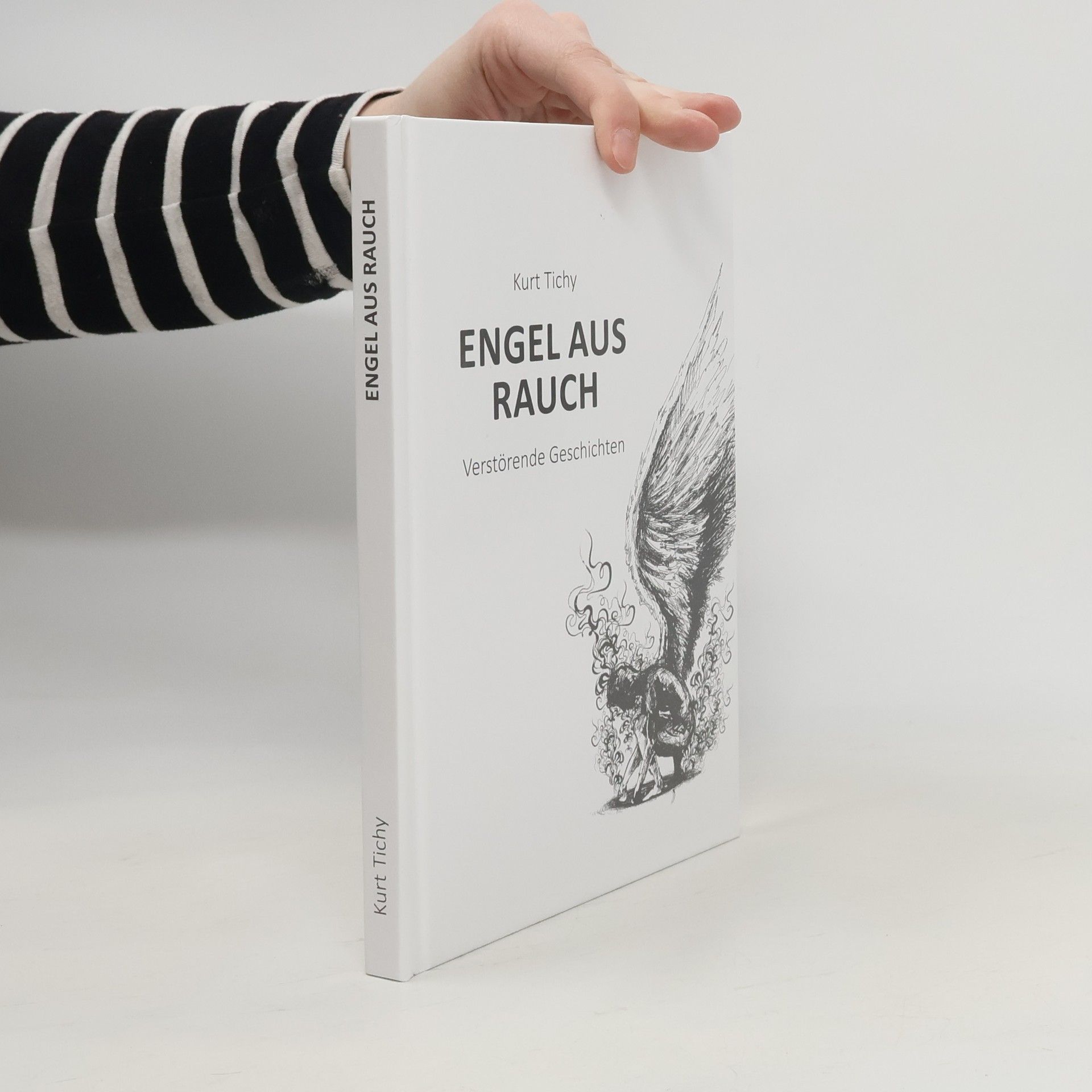 Kurt Tichy Engel aus Rauch