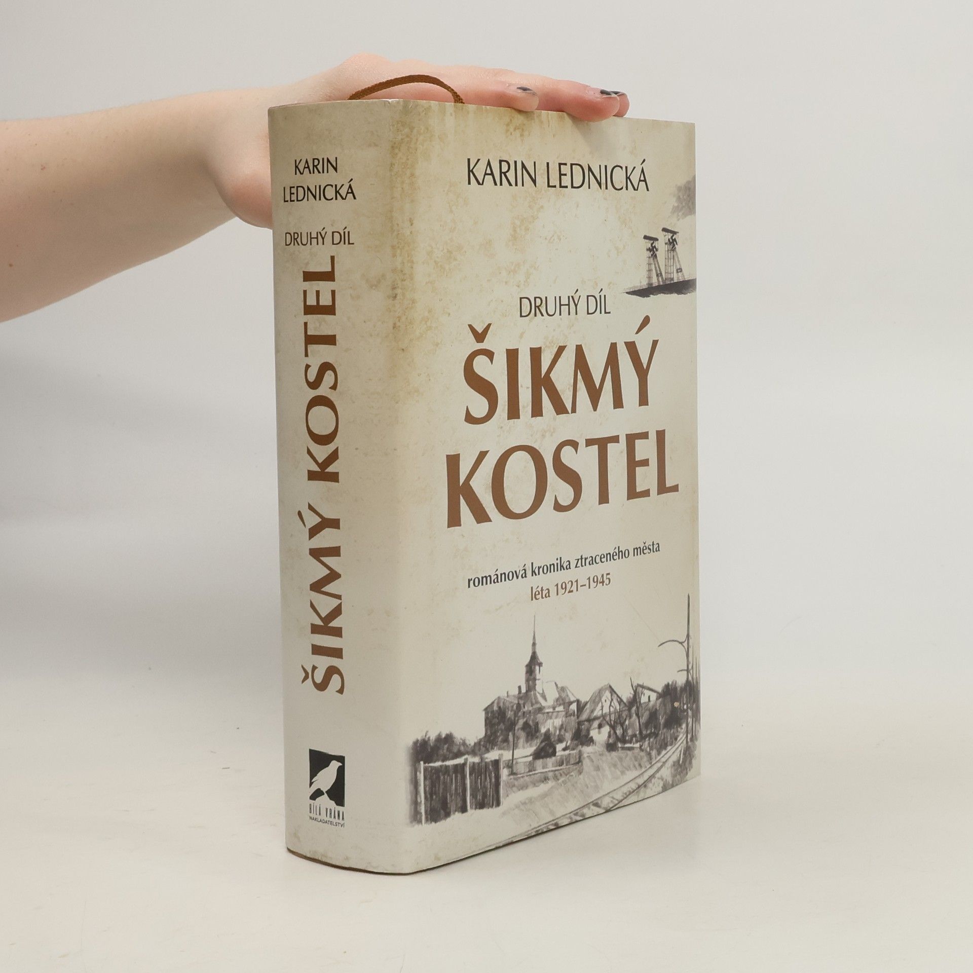 Karin Lednická Šikmý kostel 2