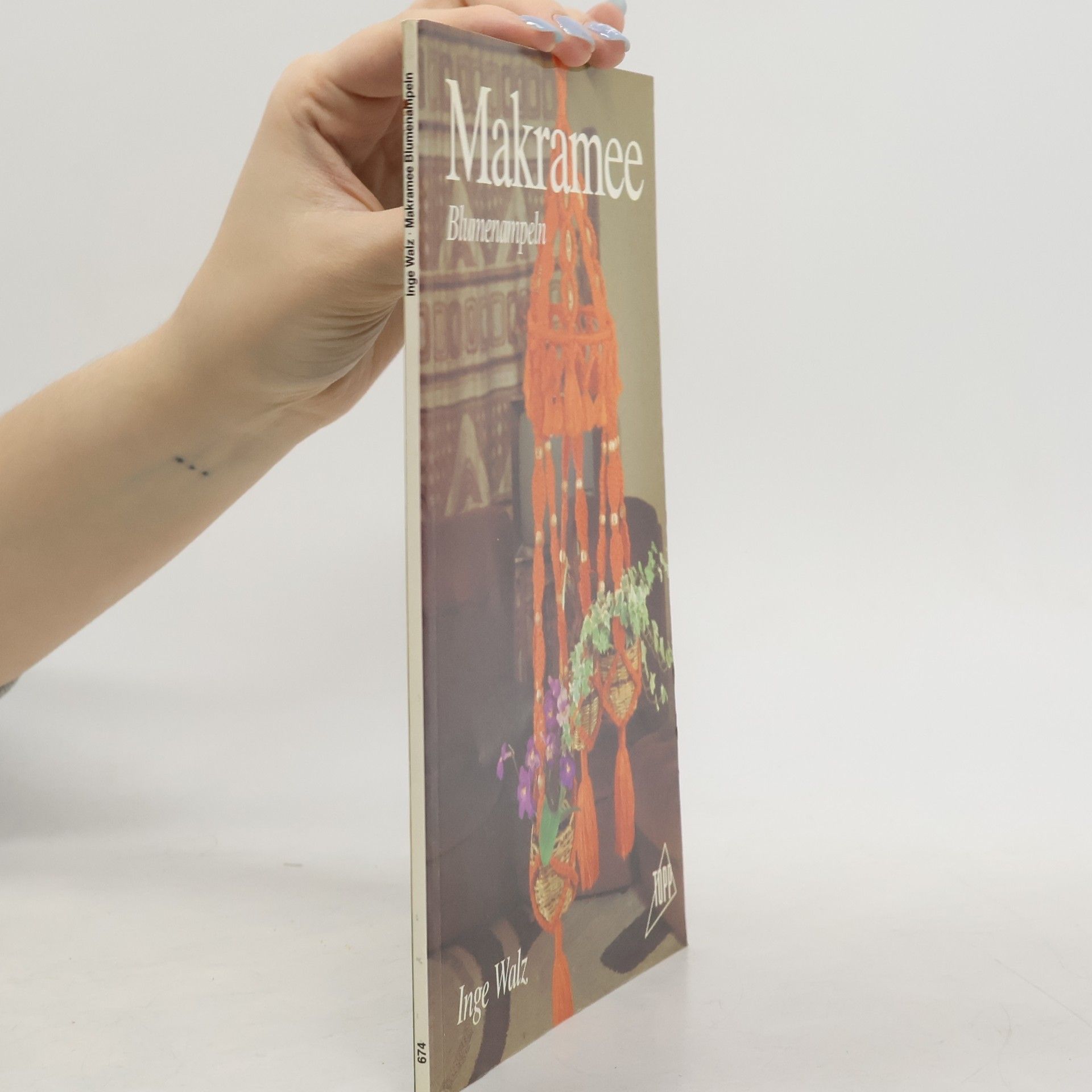 Inge Walz Makramee-Blumenampeln