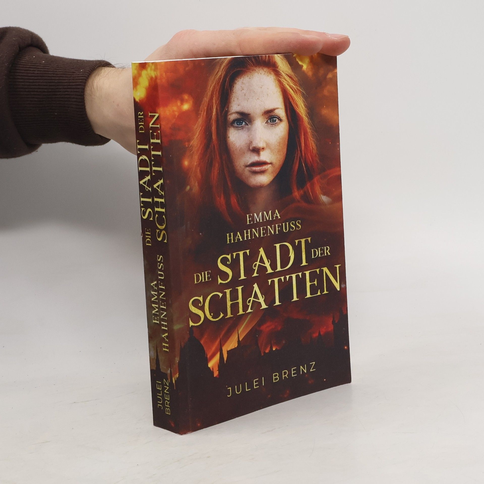 Emma Hahnenfuss Die stadt der schatten