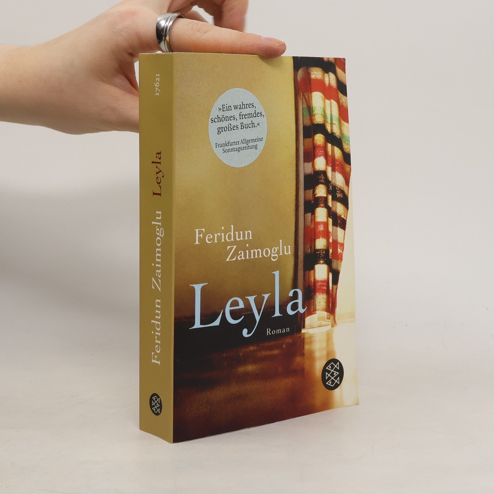 Feridun Zaimoğlu Leyla