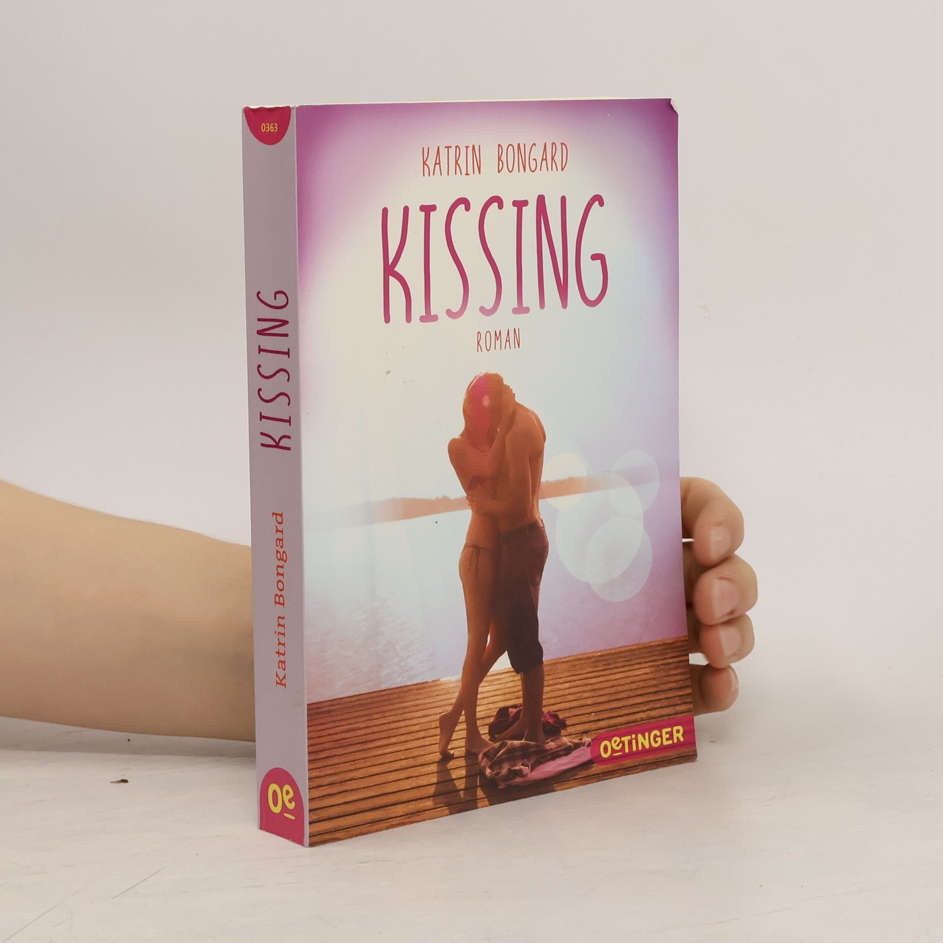 Katrin Bongard Kissing