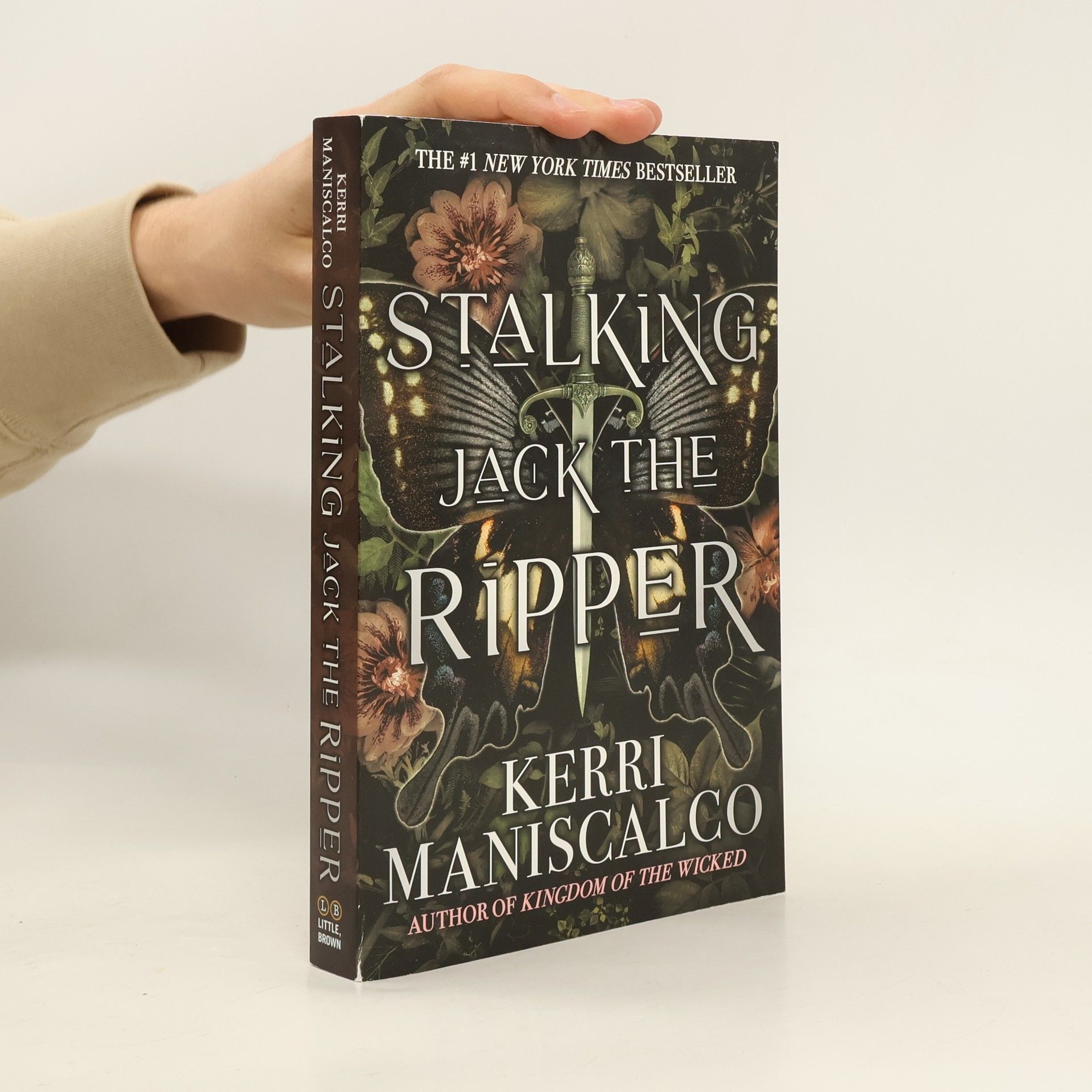 Kerri Maniscalco Stalking Jack the Ripper