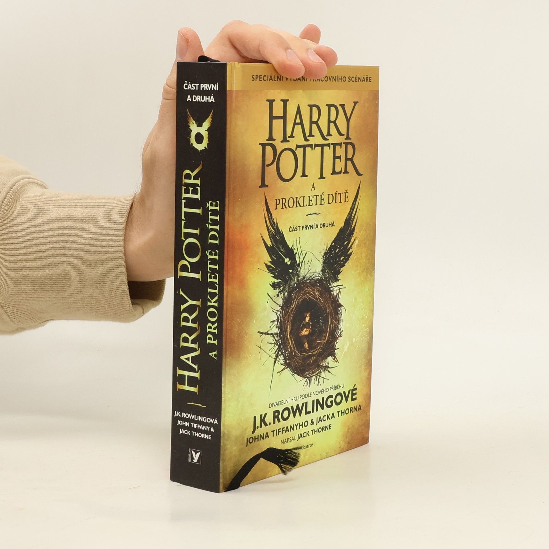 Jack Thorne Harry Potter a prokleté dítě