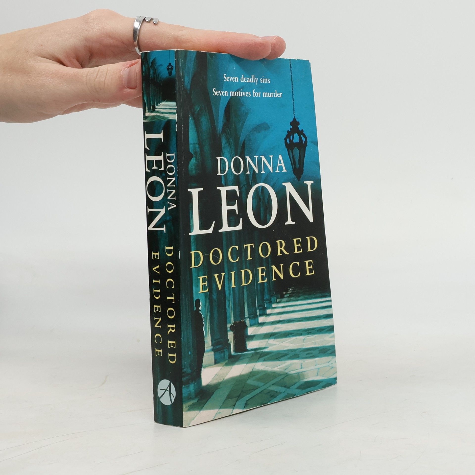 Donna Leon Doctored evidence