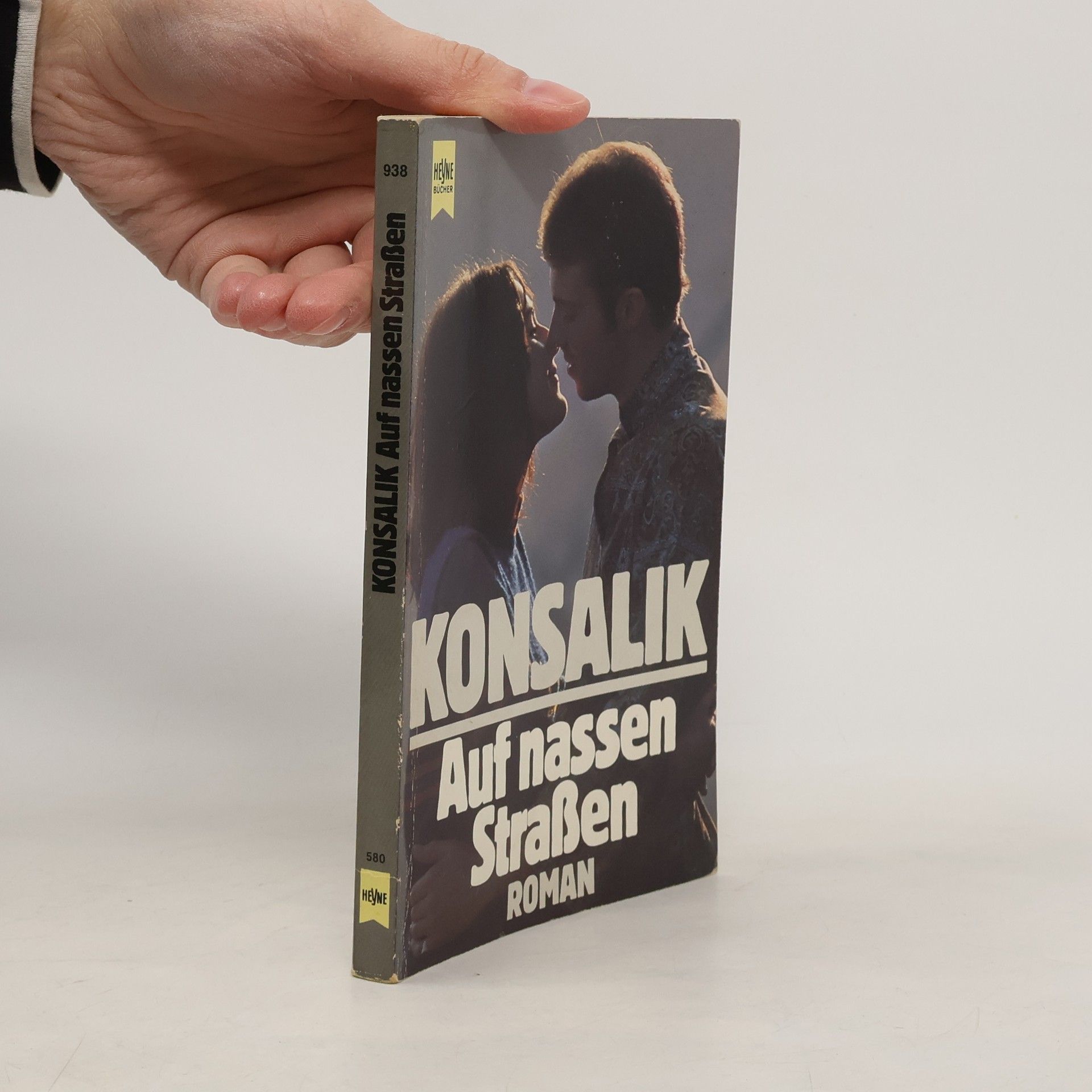 Heinz G. Konsalik Auf nassen Strassen