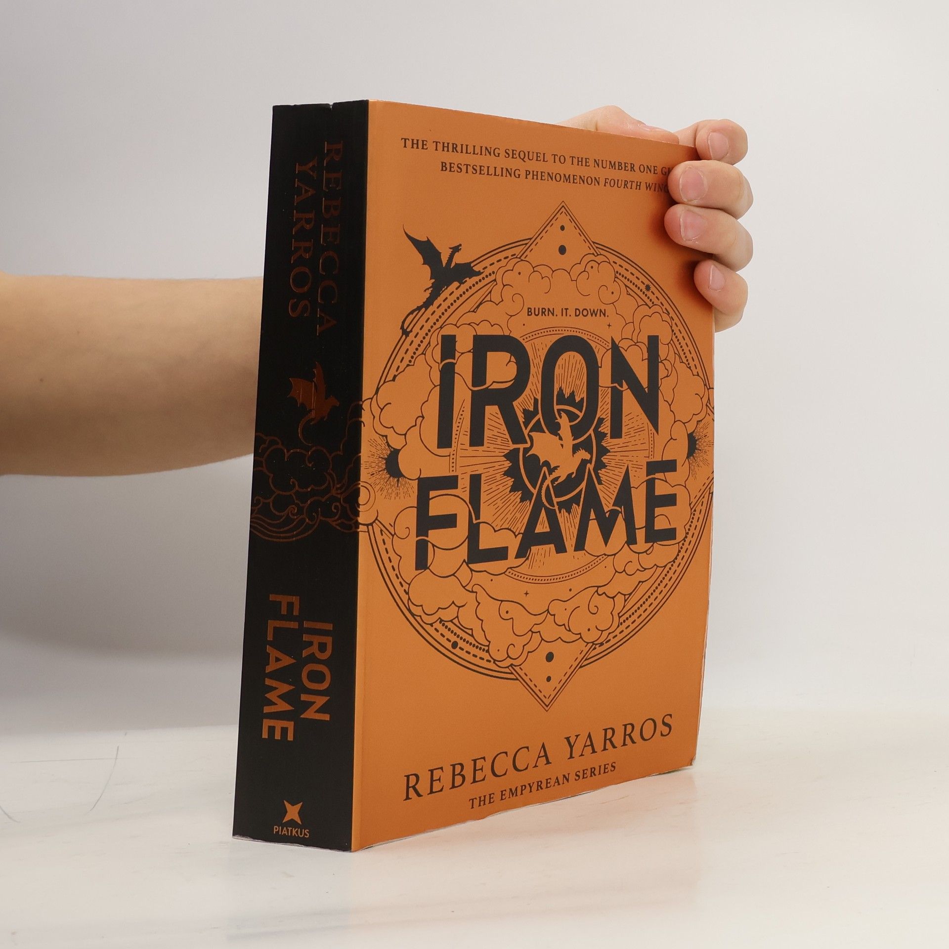Rebecca Yarros Iron Flame