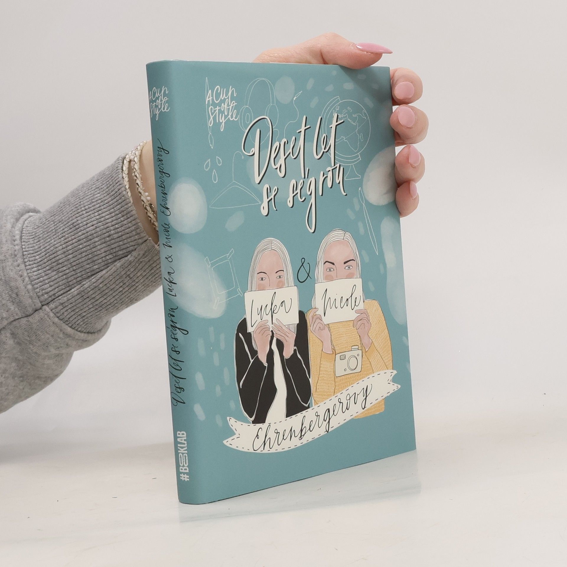 Nicole Ehrenbergerová Deset let se ségrou