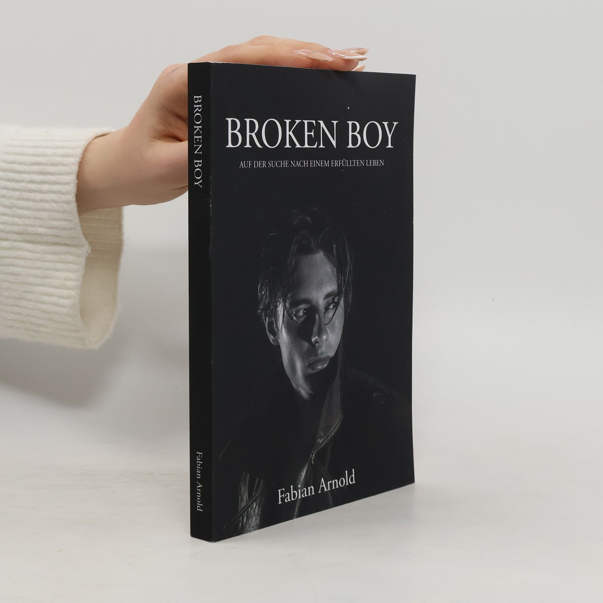 Fabian Arnold Broken Boy