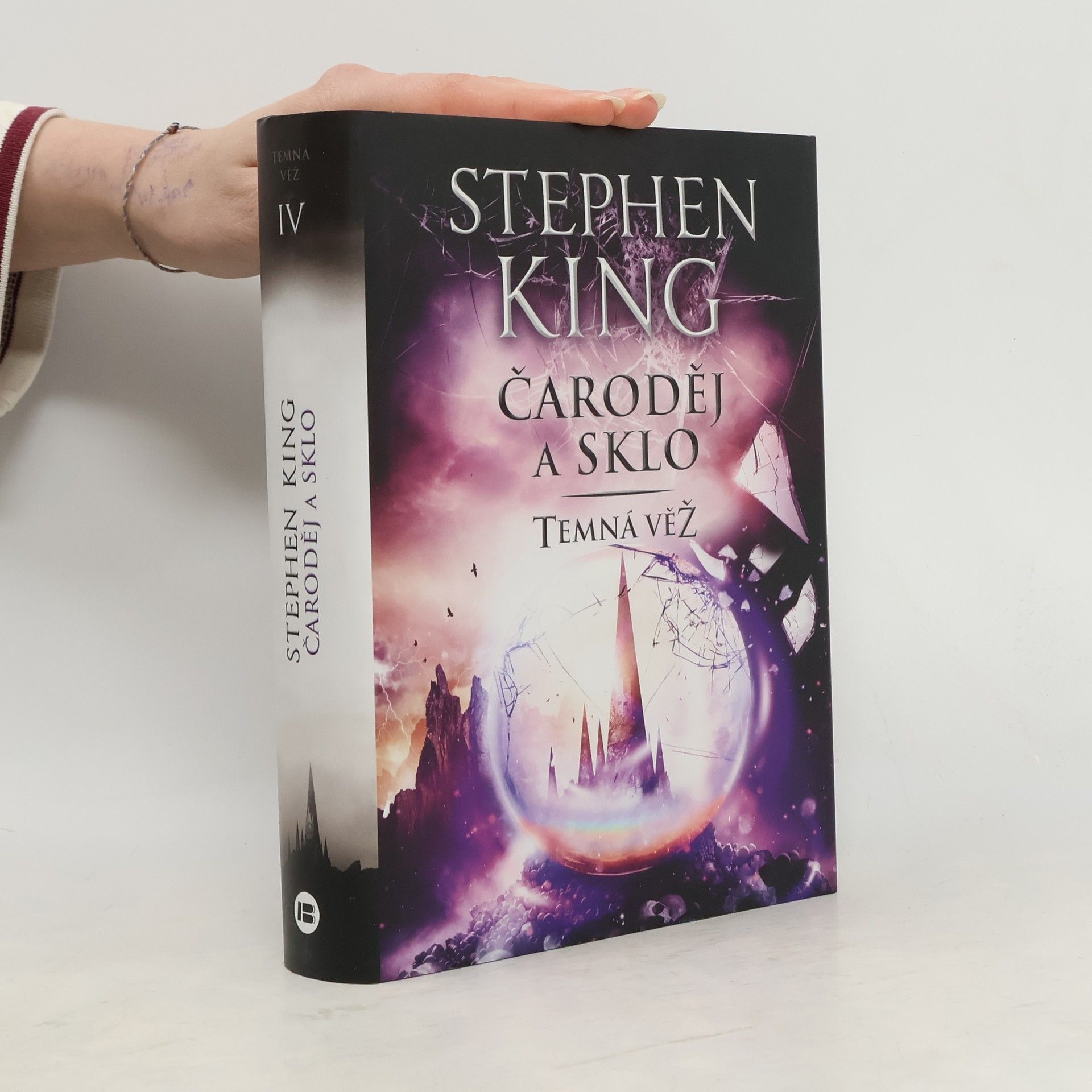 Stephen King Čaroděj a sklo