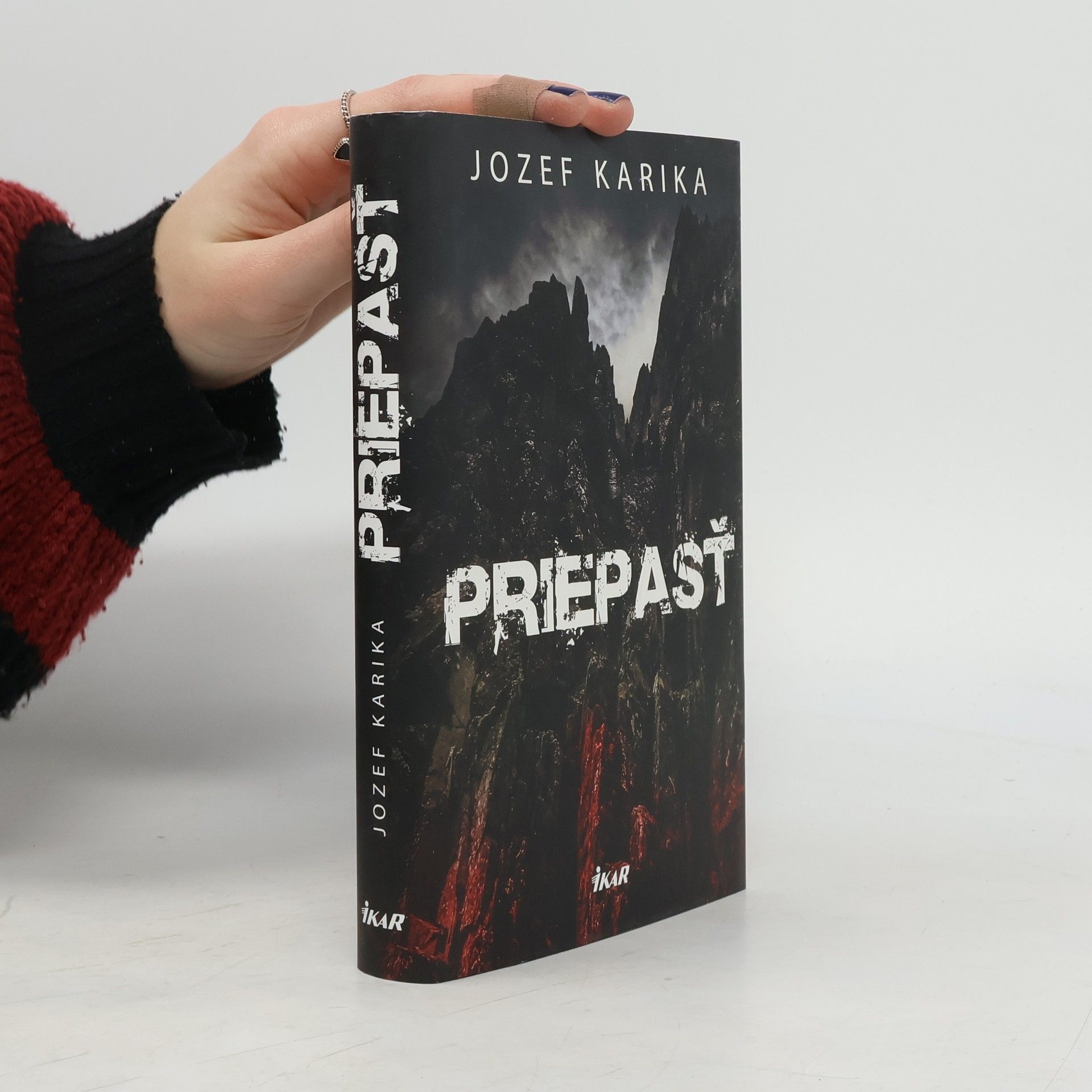 Jozef Karika Priepasť