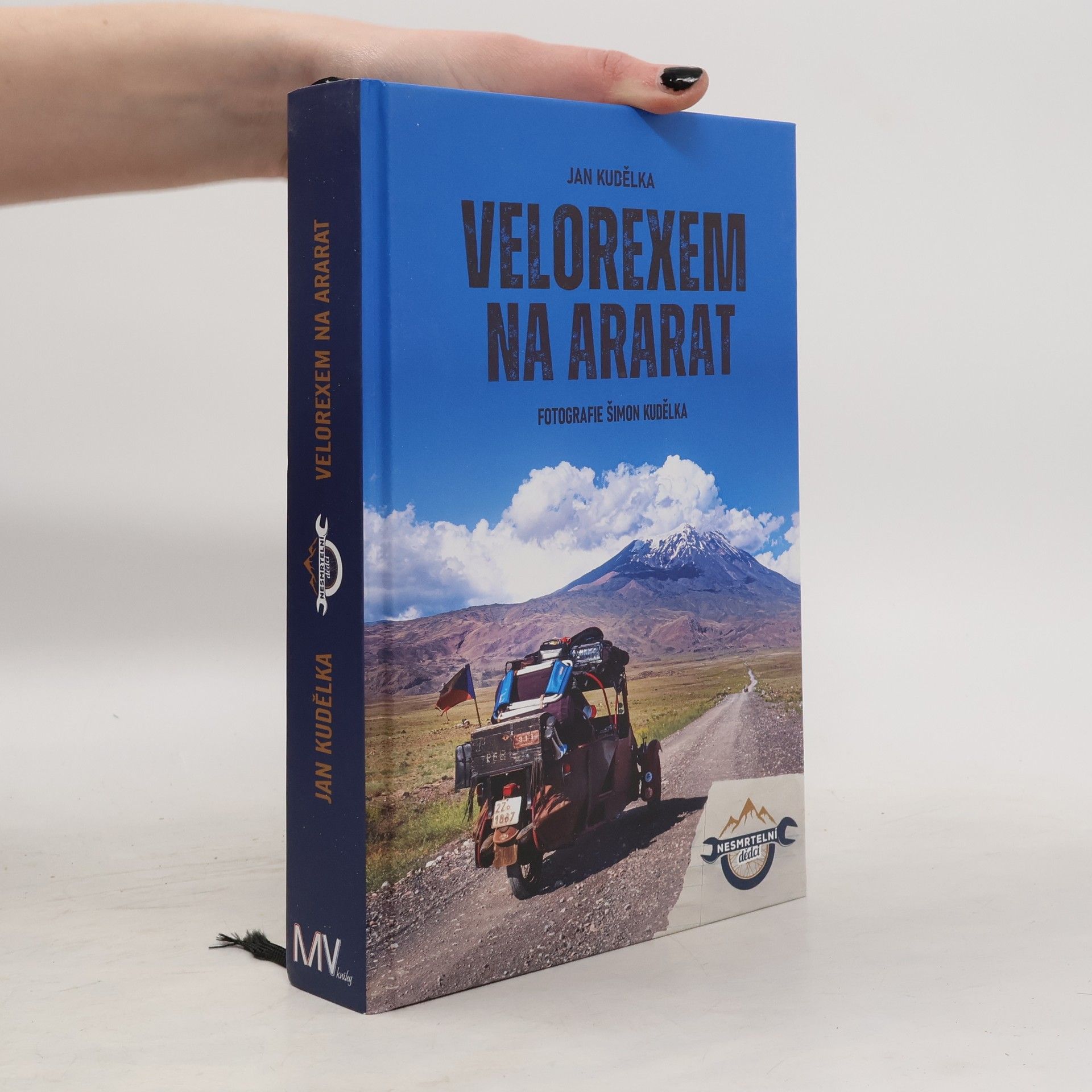 Šimon Kudělka Velorexem na Ararat