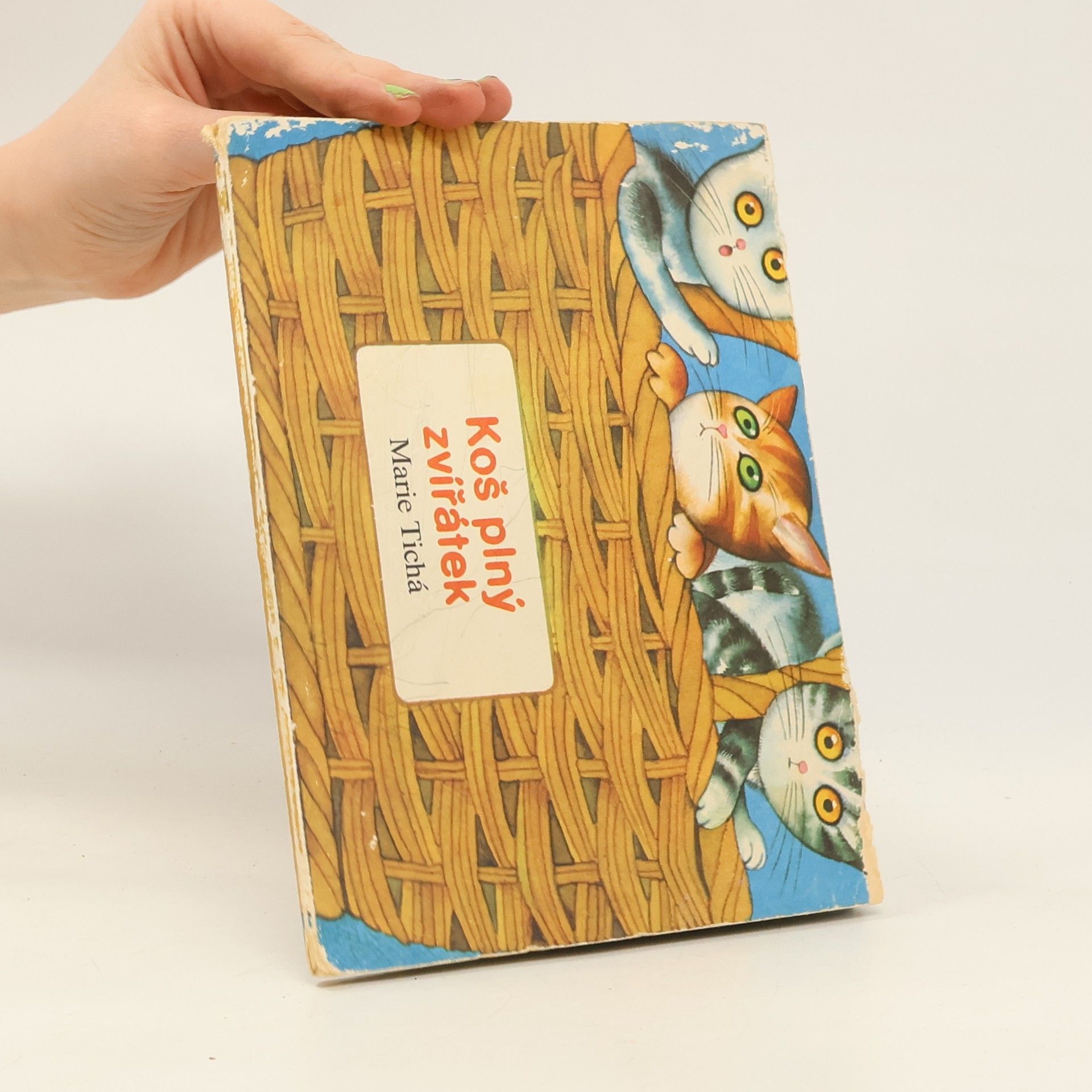 Koš plný zvieratiek