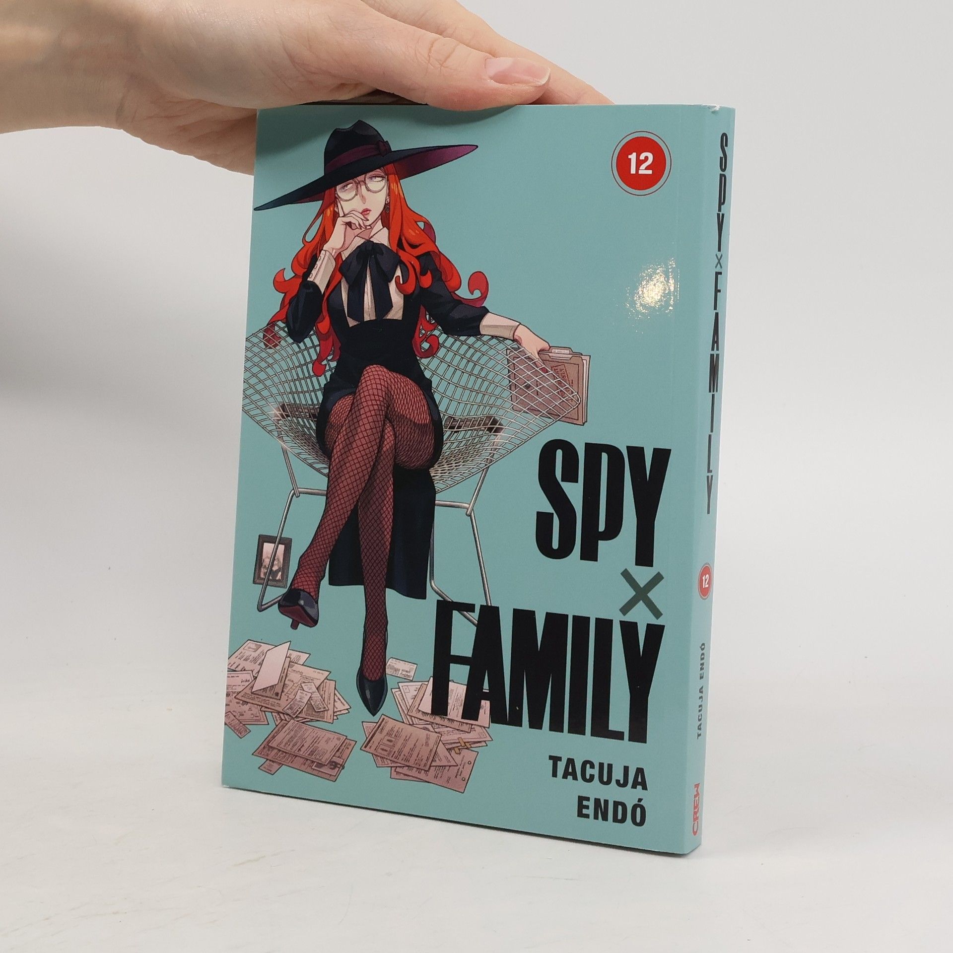 Tacuja Endó Spy x Family 12