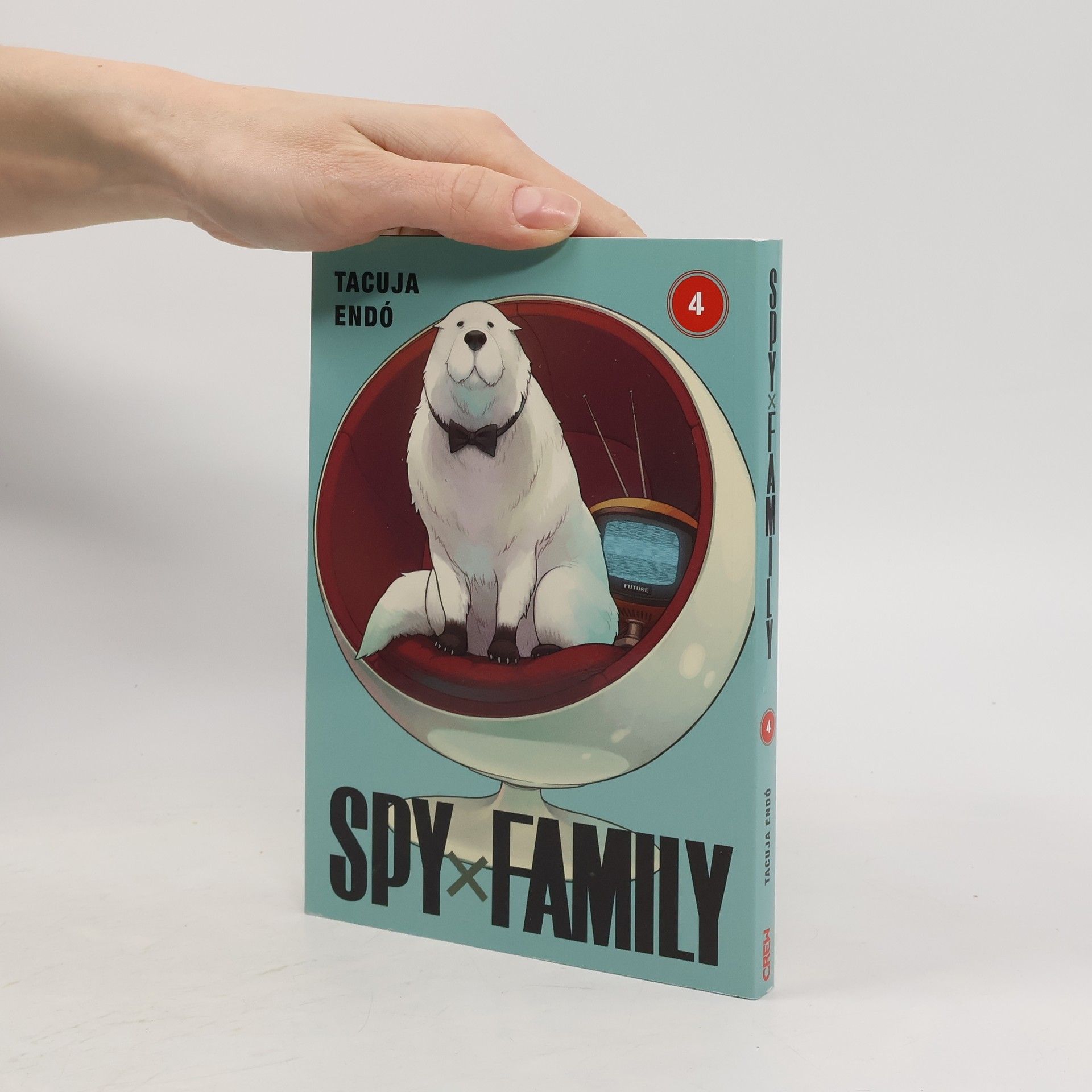 Tacuja Endó Spy x Family 4