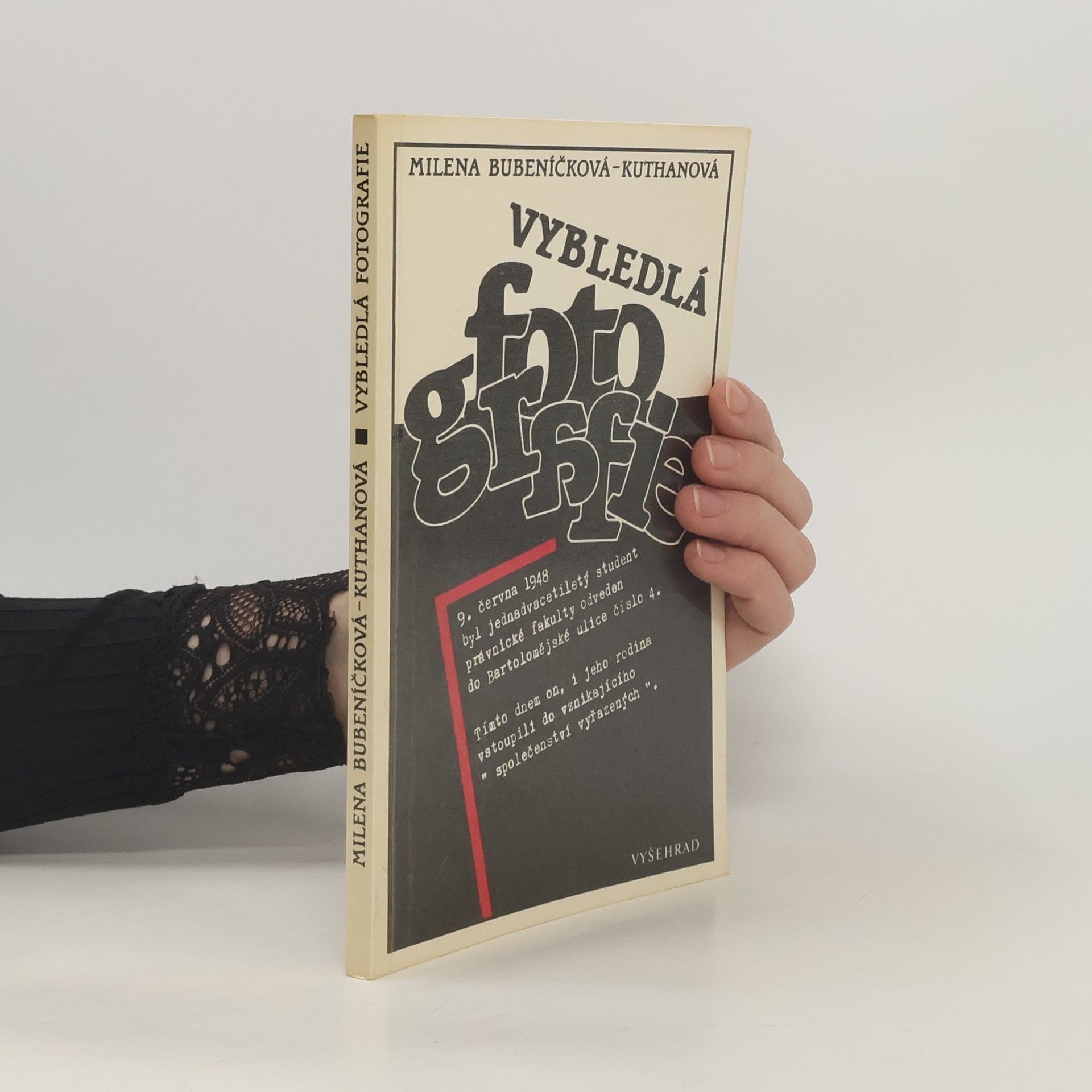 Vybledlá fotografie