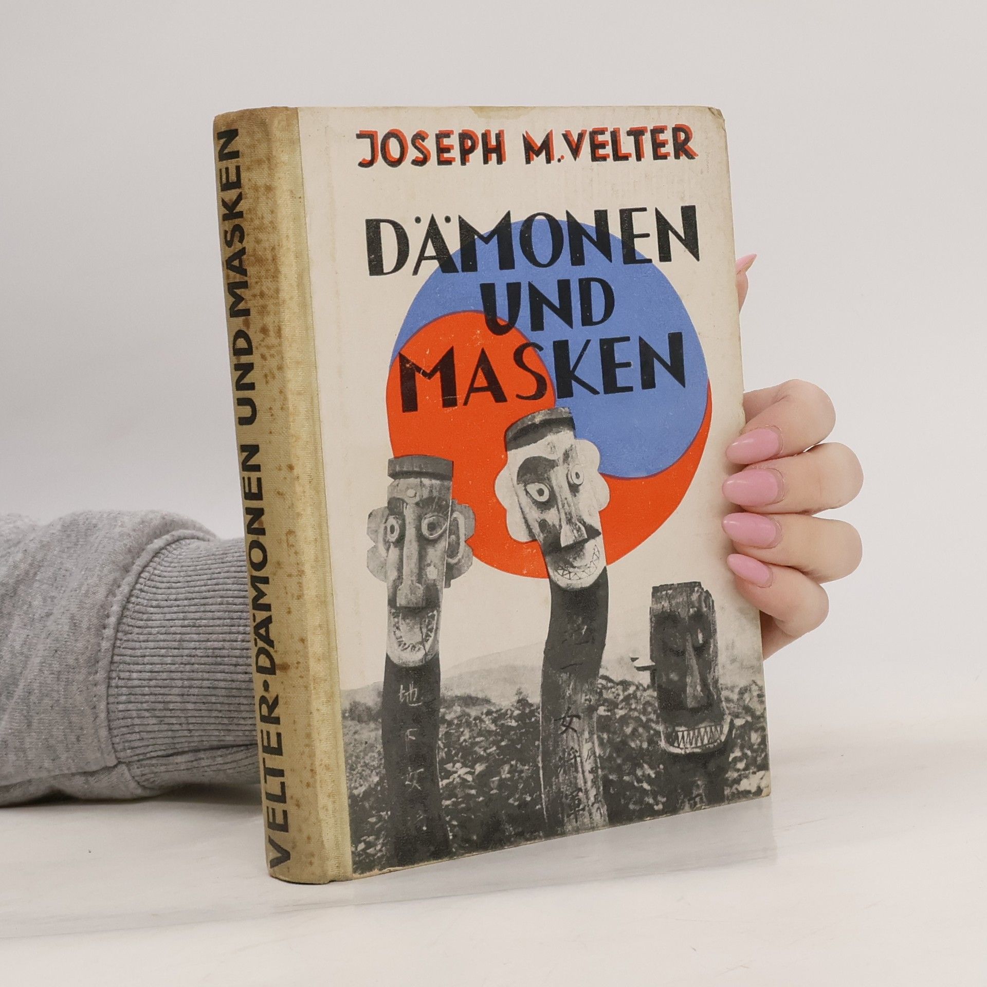 Dämonen und Masken