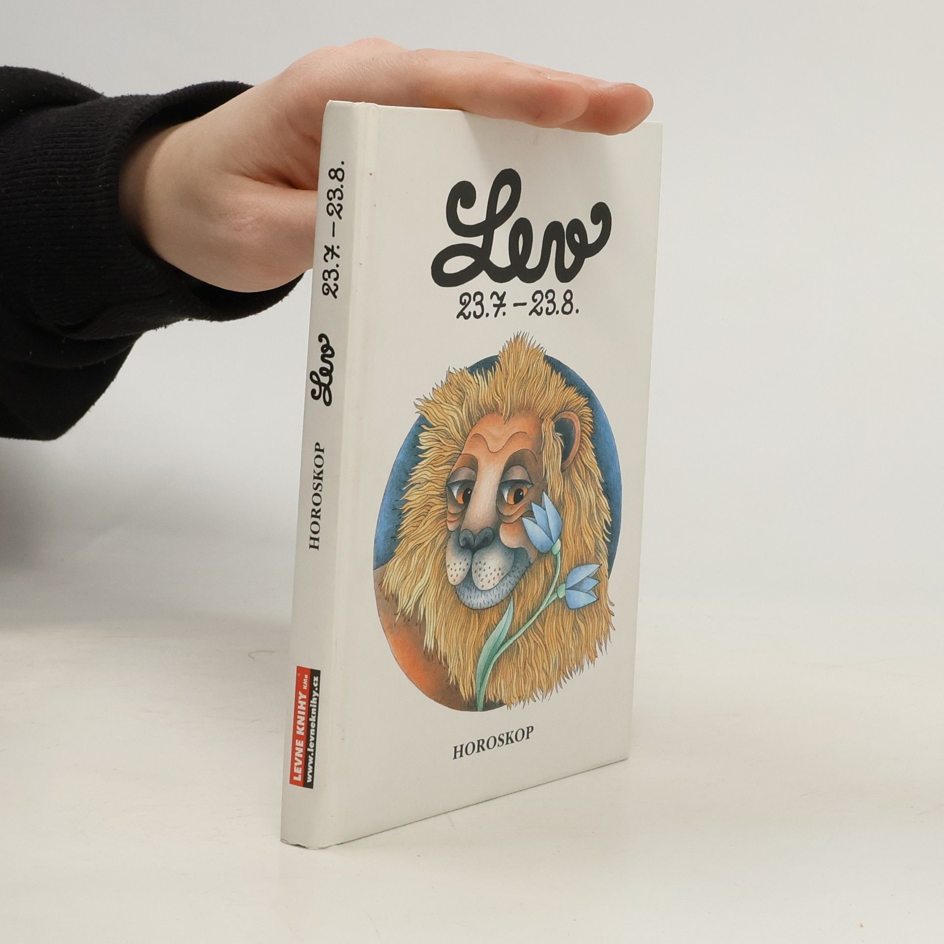 Peter M. Jolin Lev. Křížem krážem zvěrokruhem