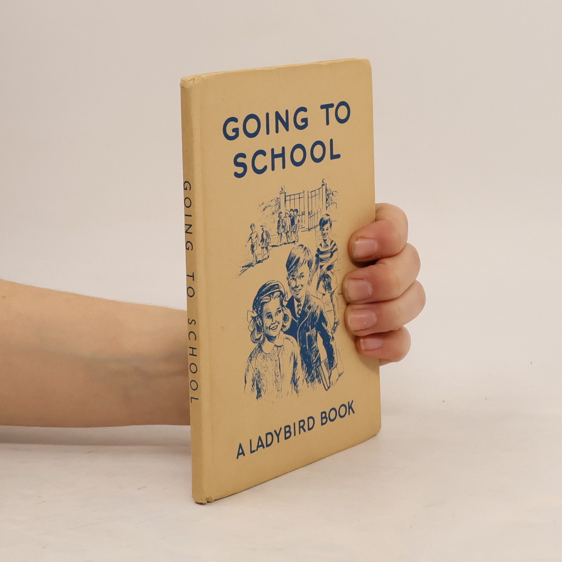 AA.VV. Going to School. Ladybird Book