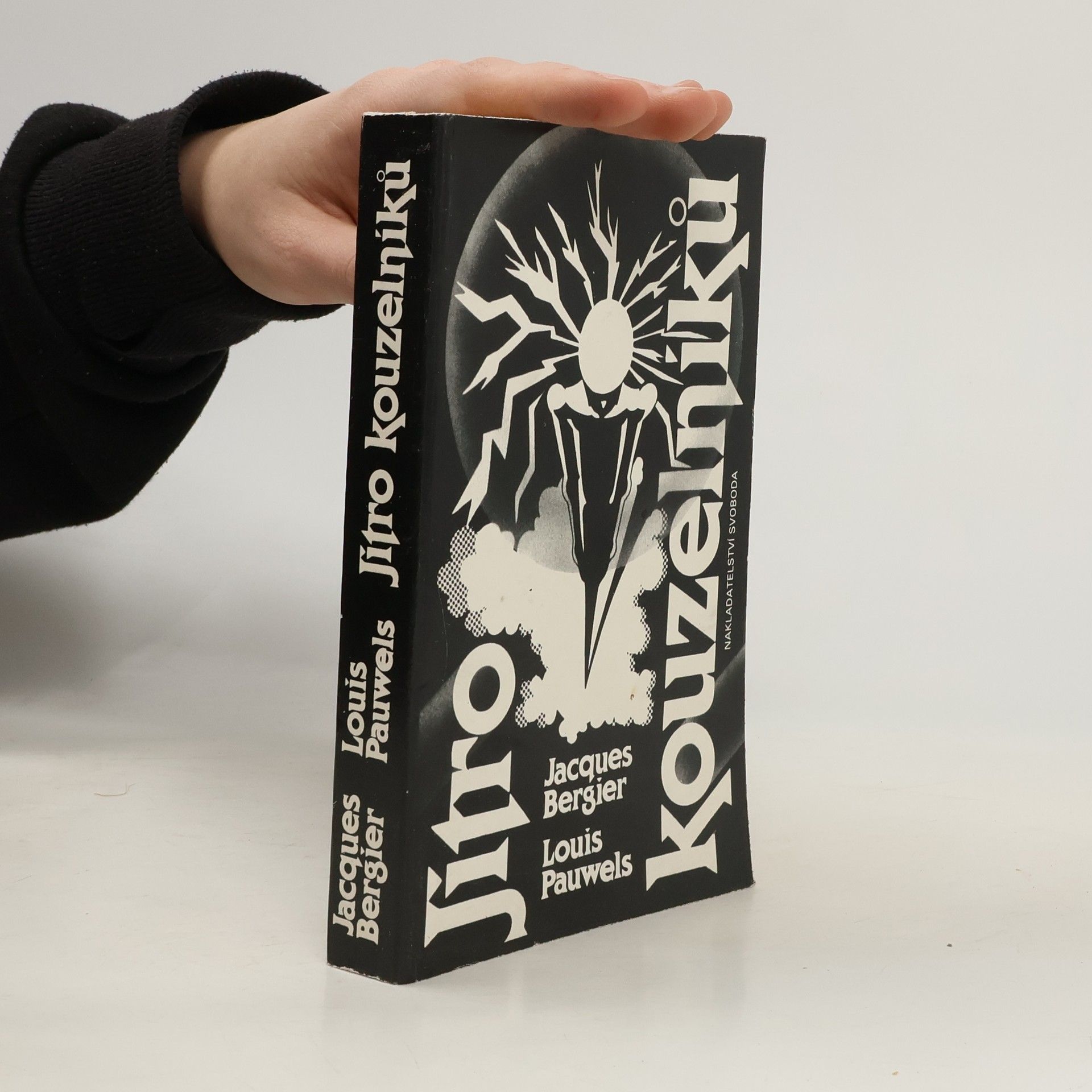 Louis Pauwels Jitro kouzelníků