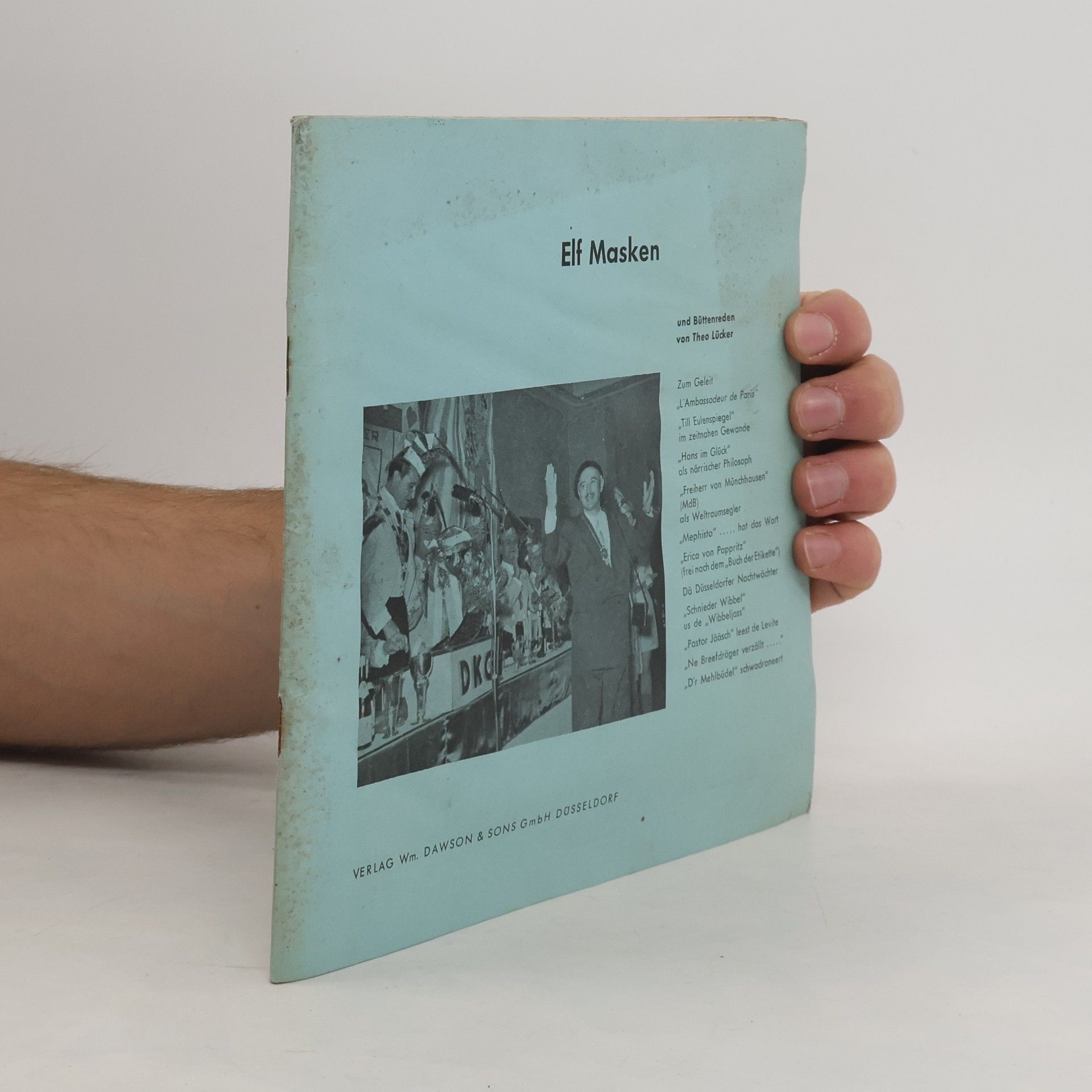 Elf Masken und Büttenreden