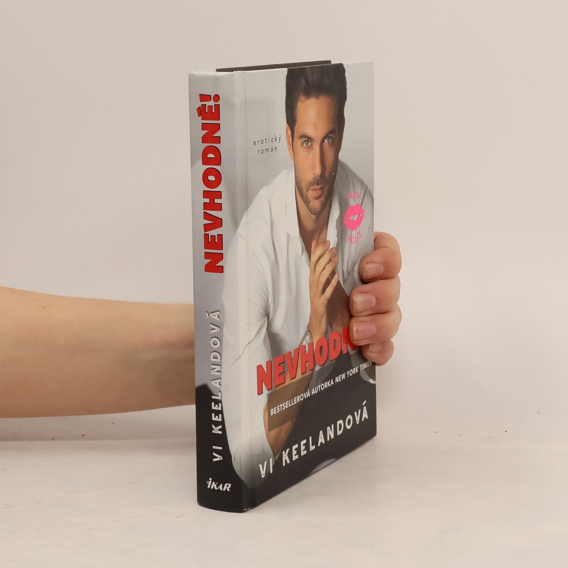 Vi Keeland Nevhodné!