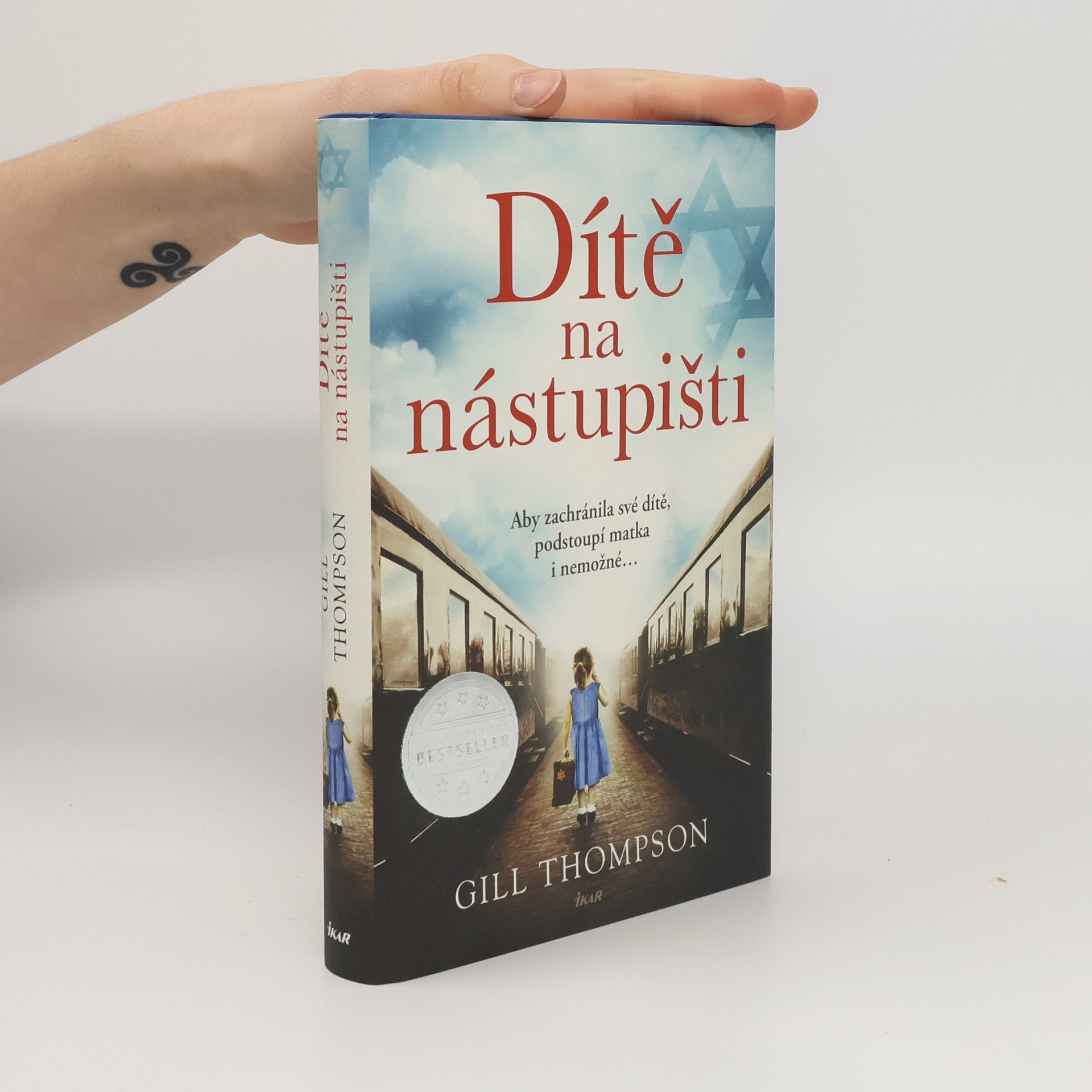 Gill Thompson Dítě na nástupišti