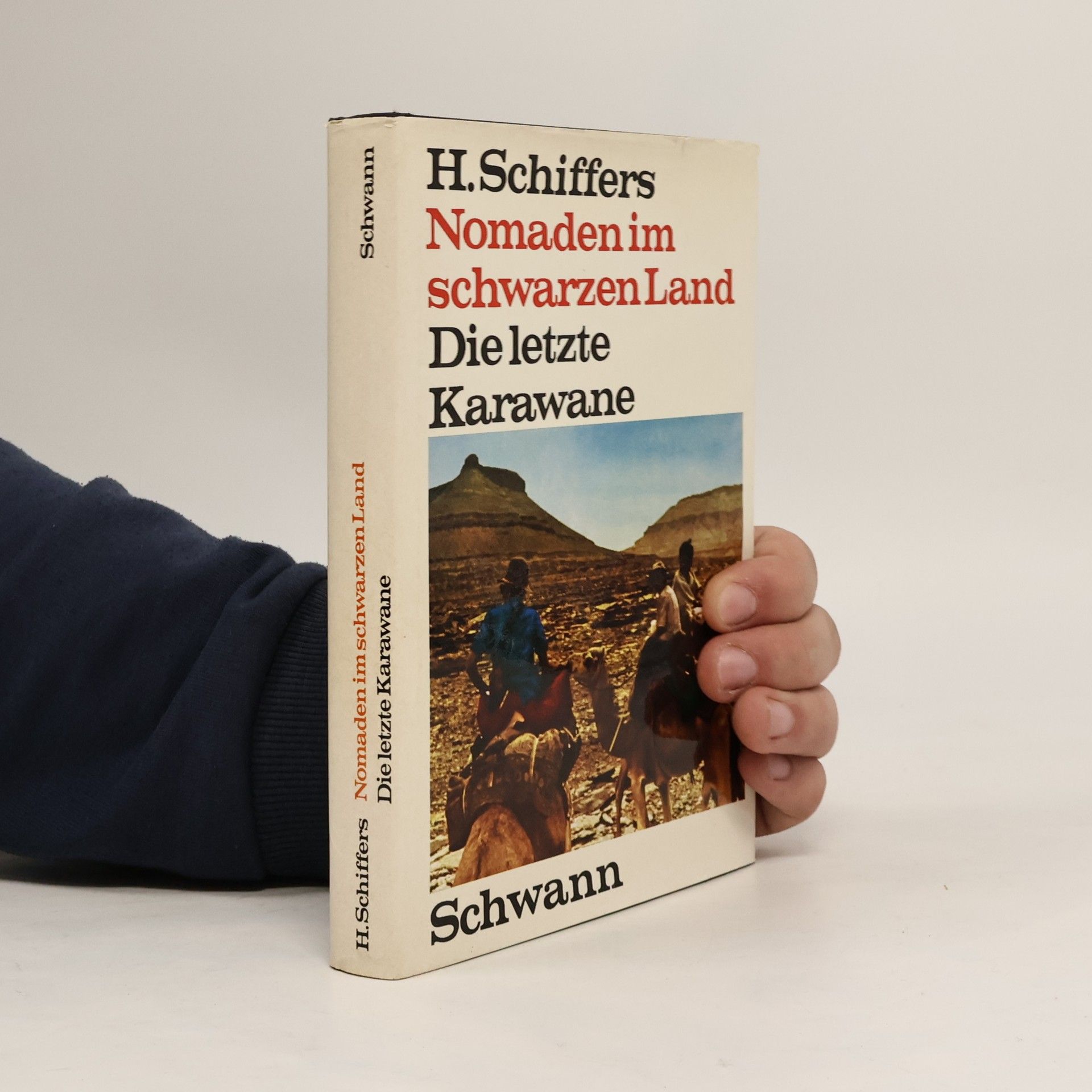 Nomaden im schwarzen Land