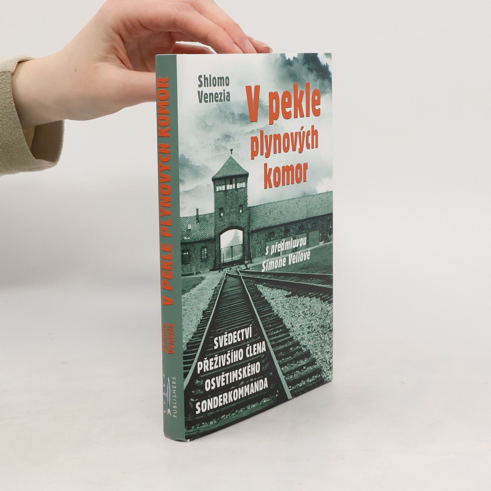 Shlomo Venezia V pekle plynových komor
