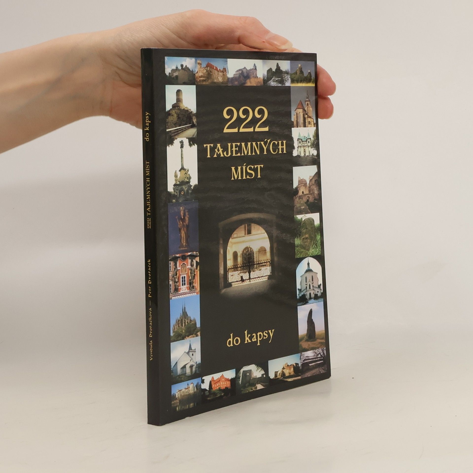 Vendula Dvořáčková 222 tajemných míst do kapsy