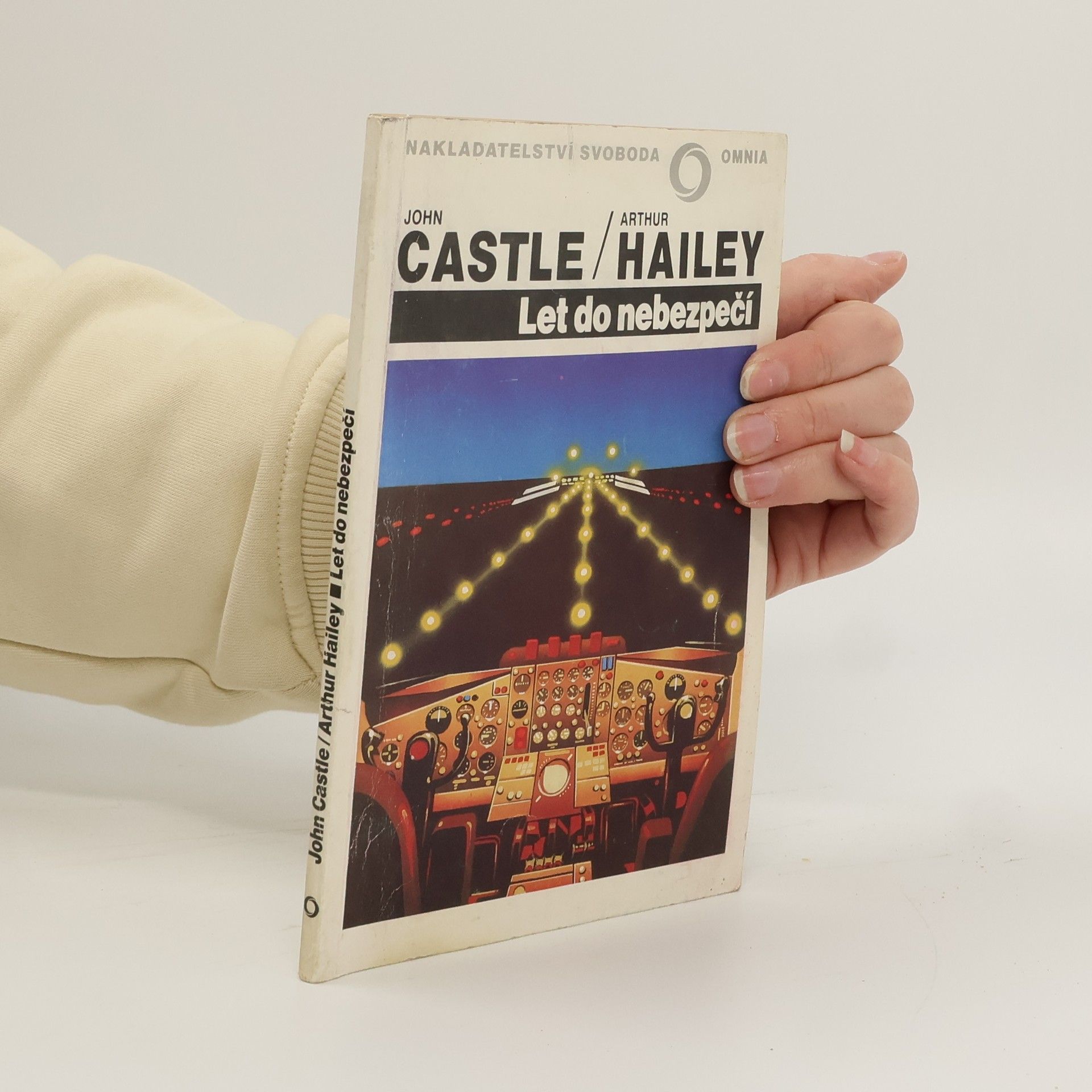 John Castle Let do nebezpečí