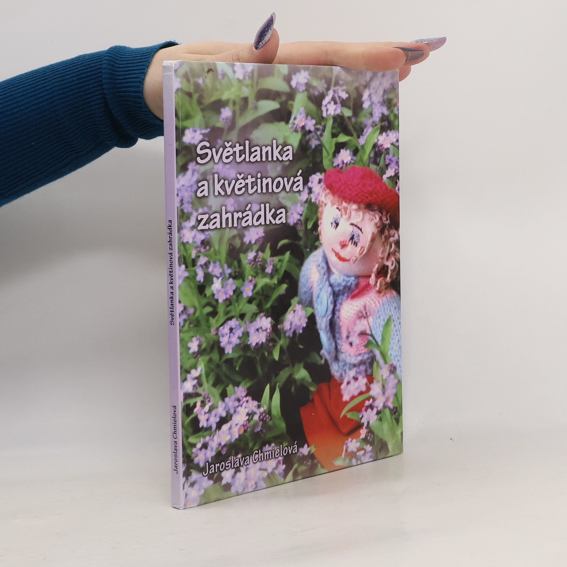 Světlanka a květinová zahrádka